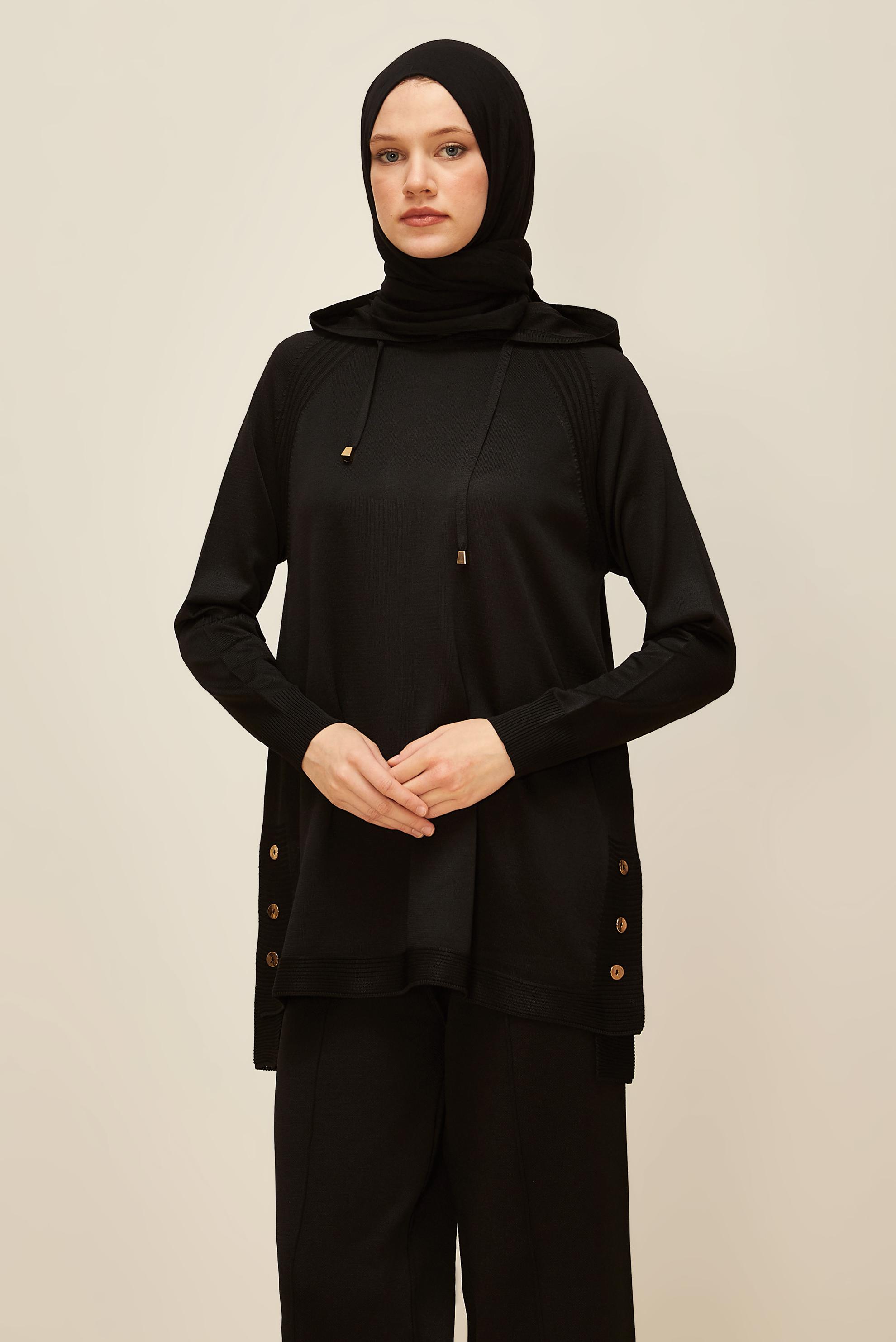 Tesettür giyim SİYAH KAPÜŞONLU TRİKO TUNİK 45855