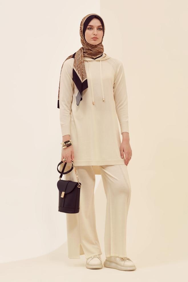 Hijab clothing BEIGE HOODED KNITWEAR TUNIC 45855 - ALVİNA