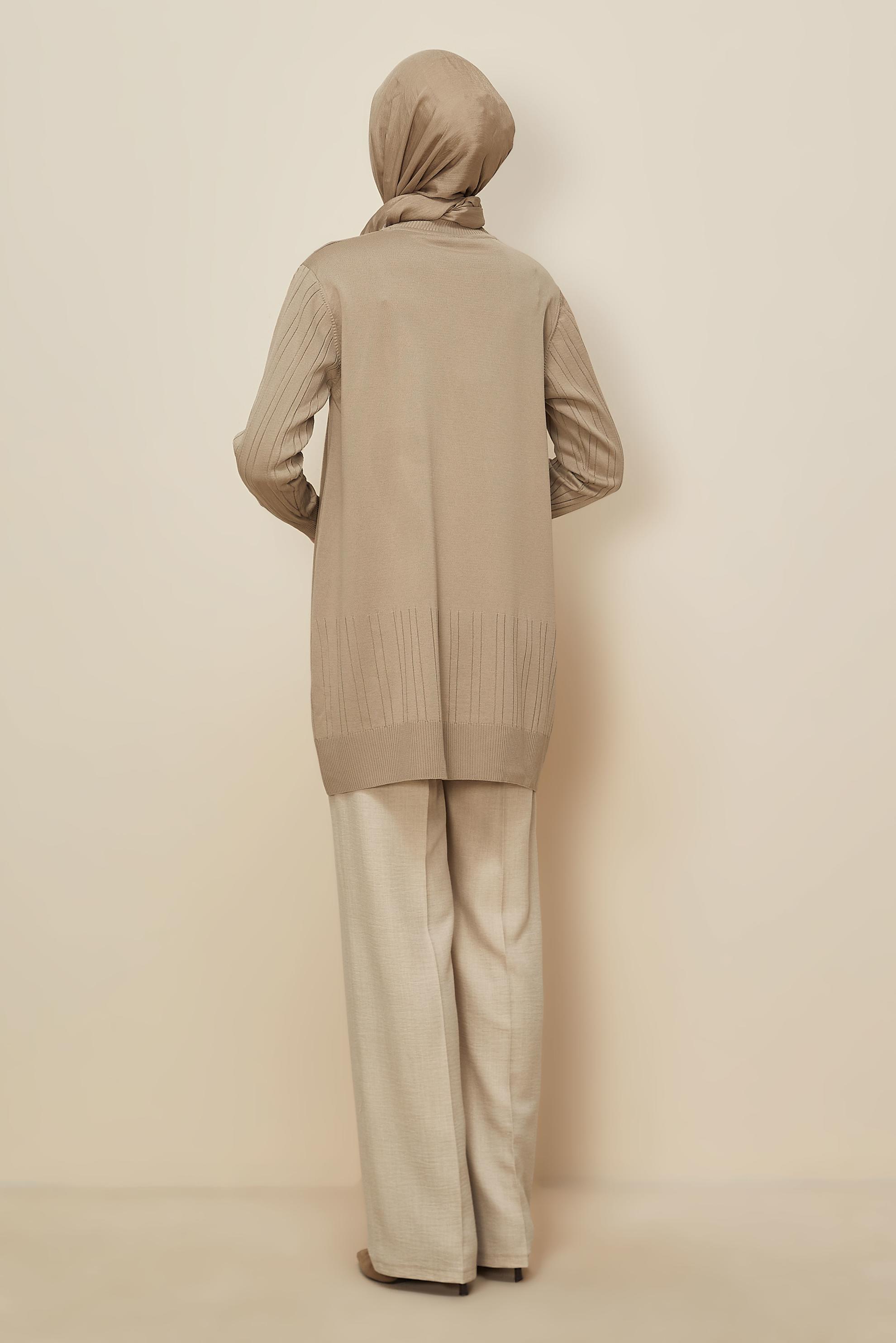 Tesettür giyim BEJ TRİKO TUNİK 45856