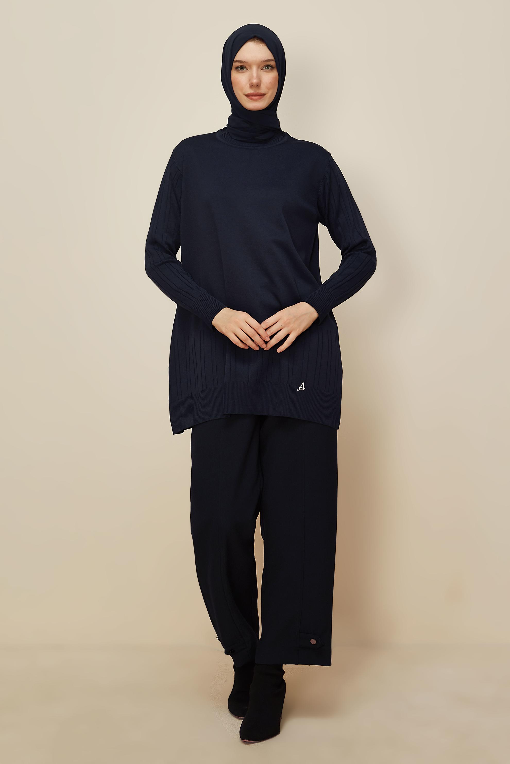 Tesettür giyim LACİVERT TRİKO TUNİK 45856