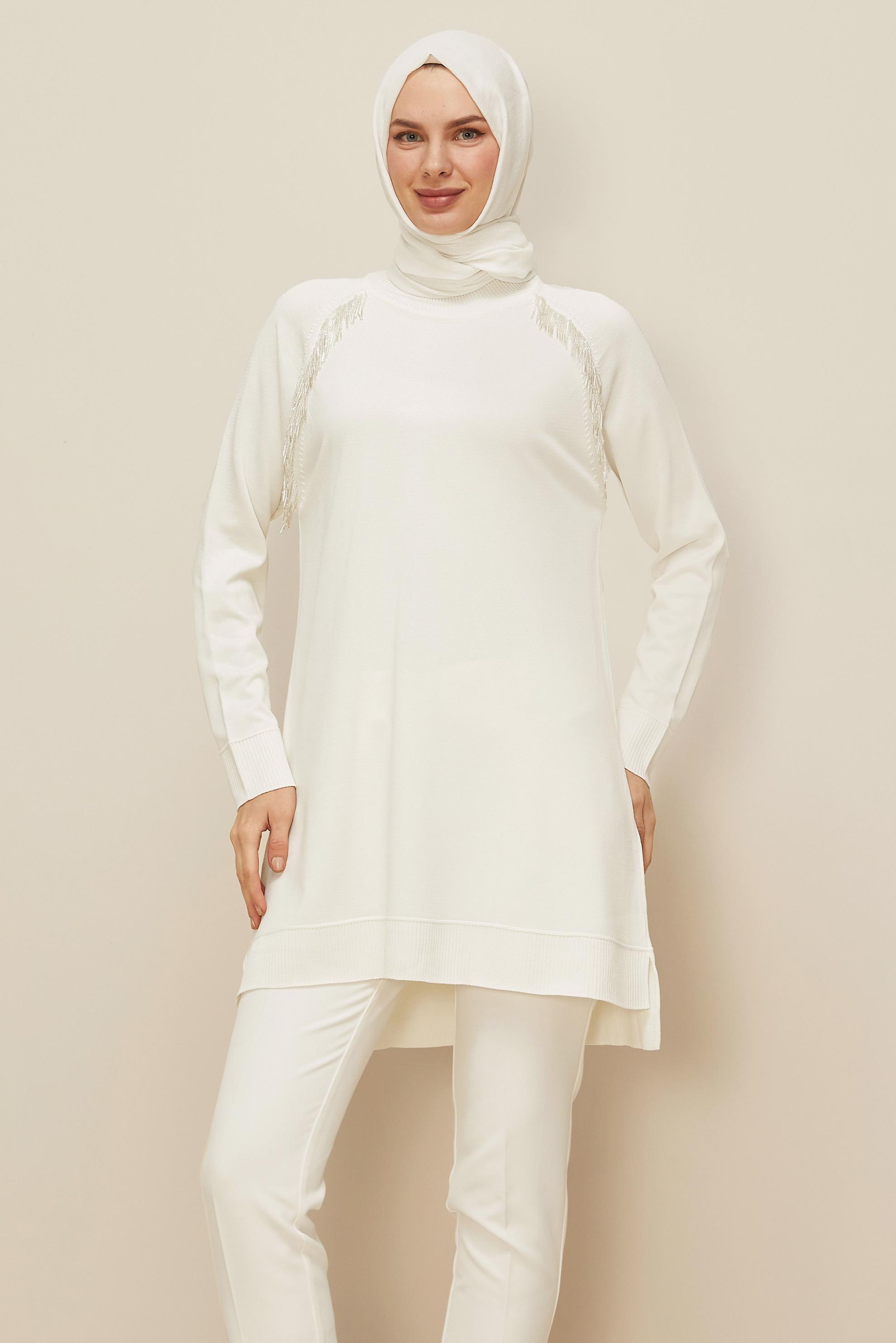 Tesettür giyim BEYAZ 45876 TRİKO TUNİK 38-46