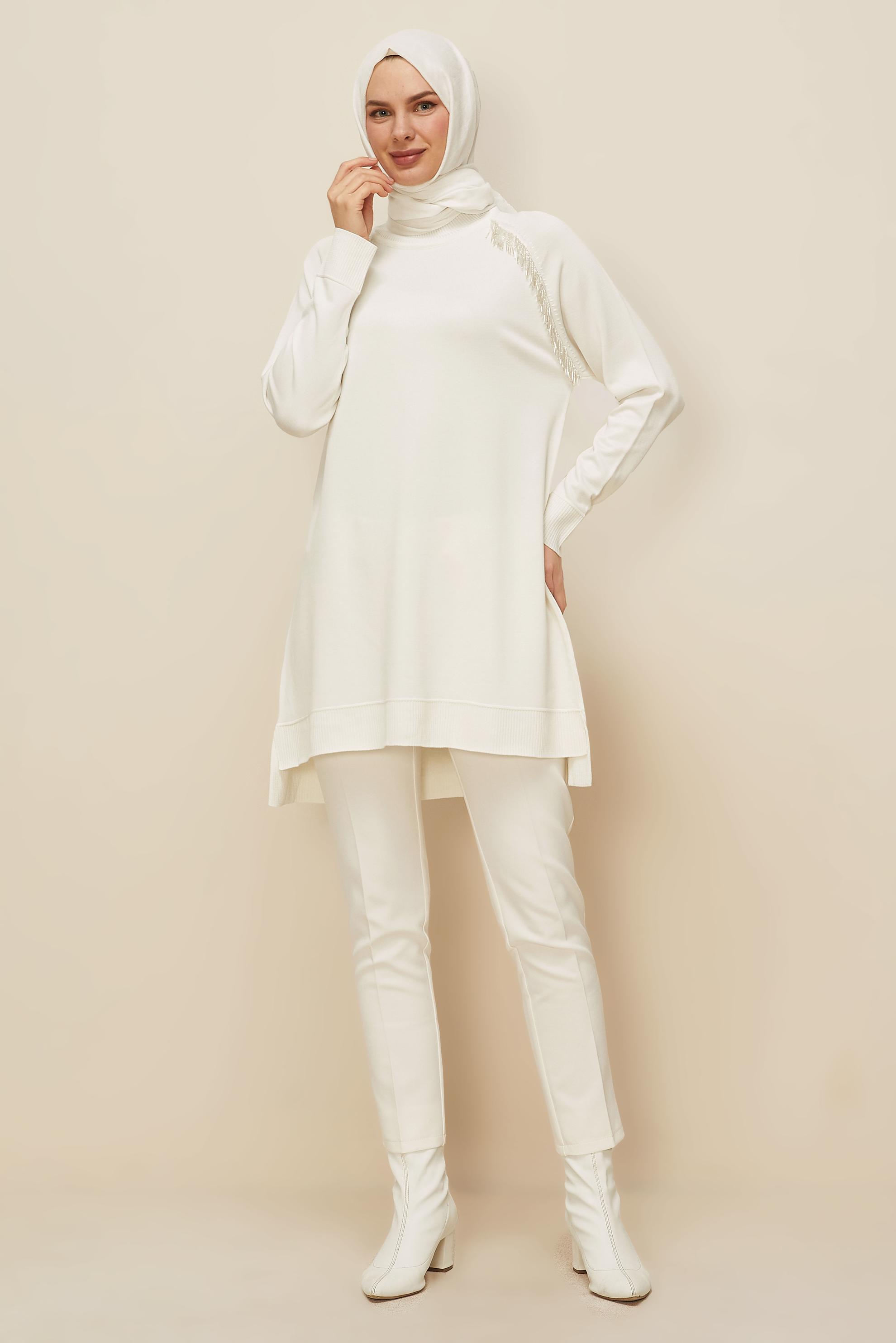 Tesettür giyim BEYAZ 45876 TRİKO TUNİK 38-46