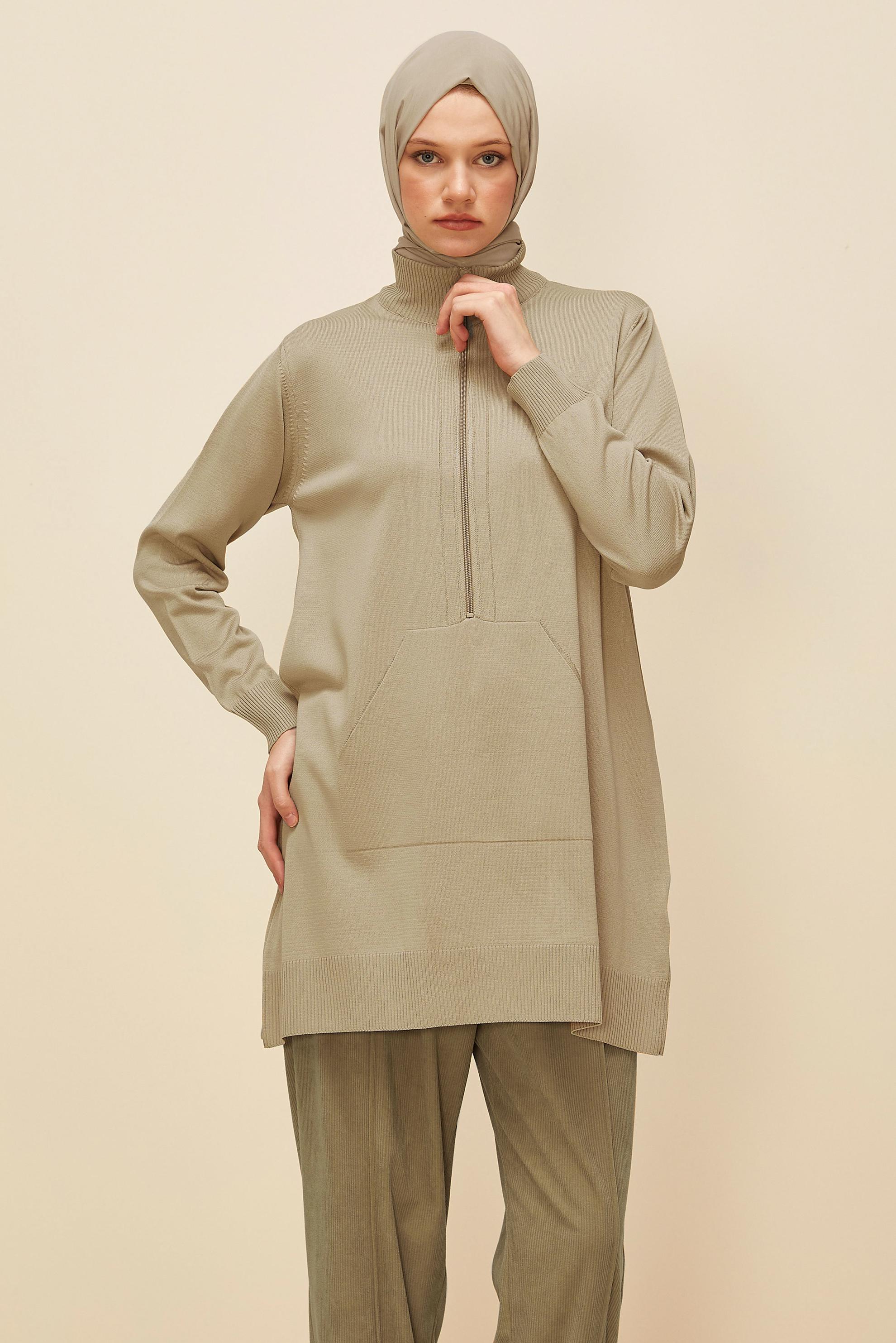 Tesettür giyim BEJ FERMUARLI TRİKO TUNİK 45885