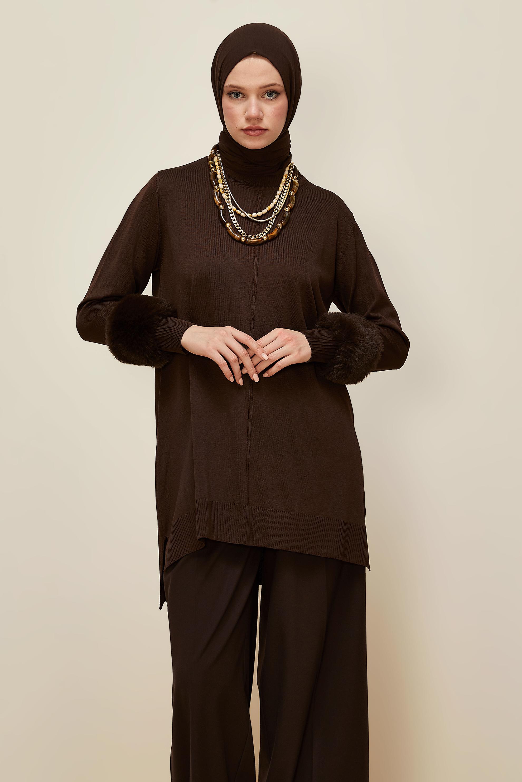 Tesettür giyim KAHVE KÜRK DETAYLI TRİKO TUNİK 45900