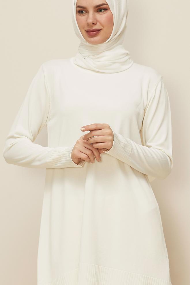 Tesettür giyim BEYAZ 45901 TRİKO TUNİK 38-46 - ALVİNA