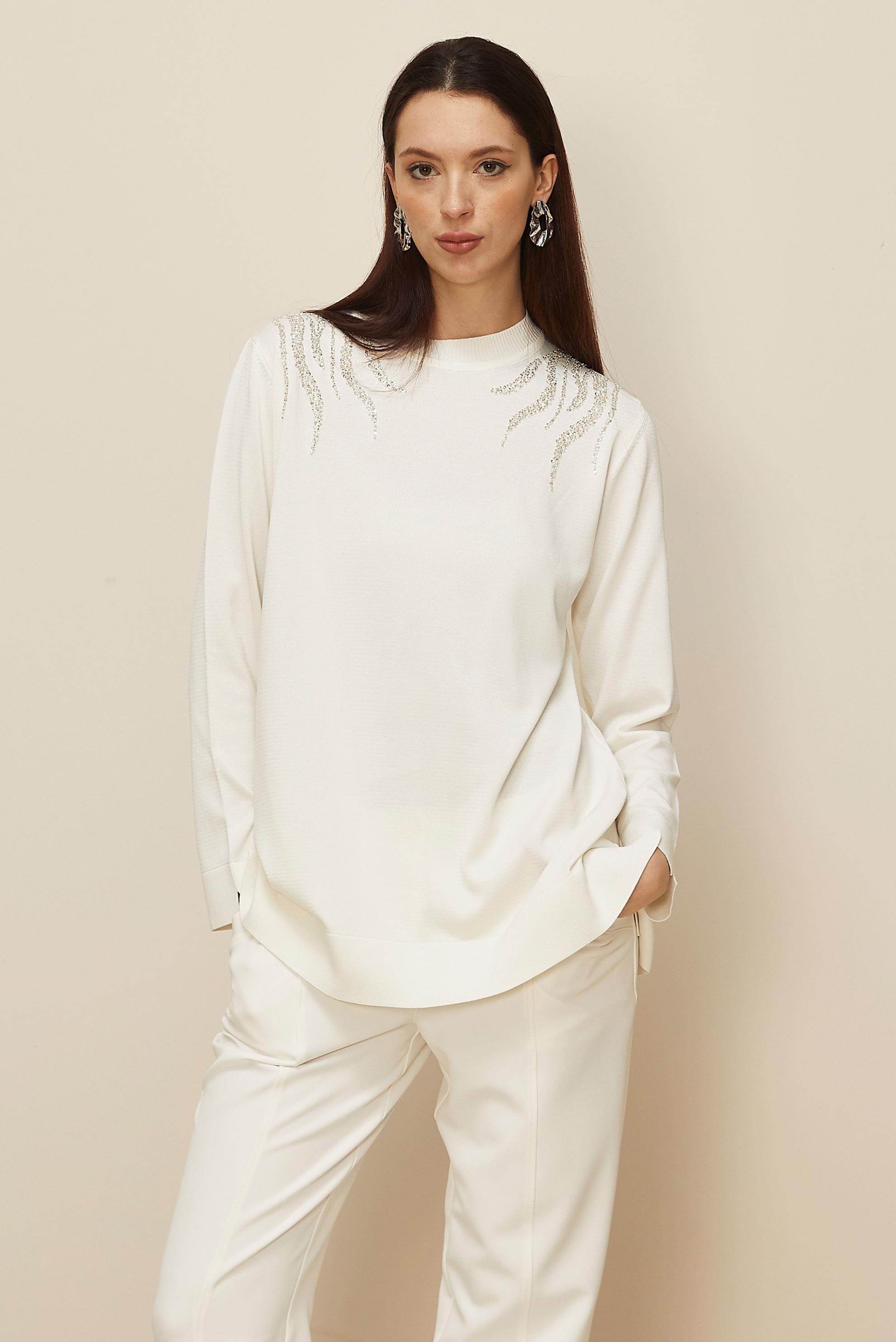 Tesettür giyim BEYAZ BONCUK İŞLEMELİ TRİKO TUNİK 45906