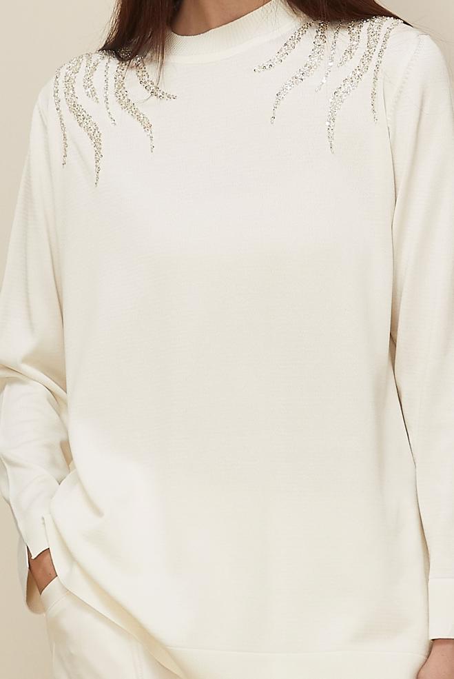 Tesettür giyim BEYAZ BONCUK İŞLEMELİ TRİKO TUNİK 45906 - ALVİNA