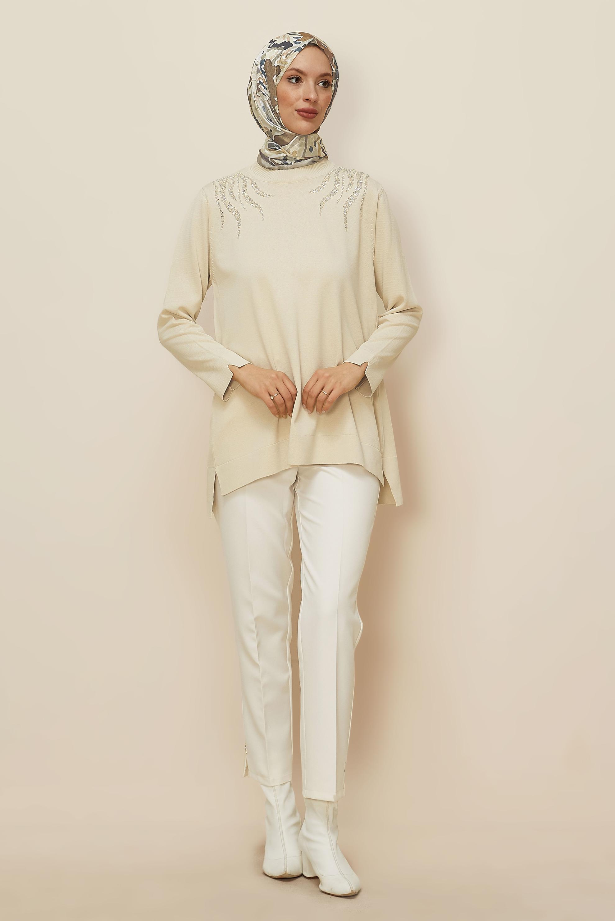 Tesettür giyim BEJ BONCUK İŞLEMELİ TRİKO TUNİK 45906