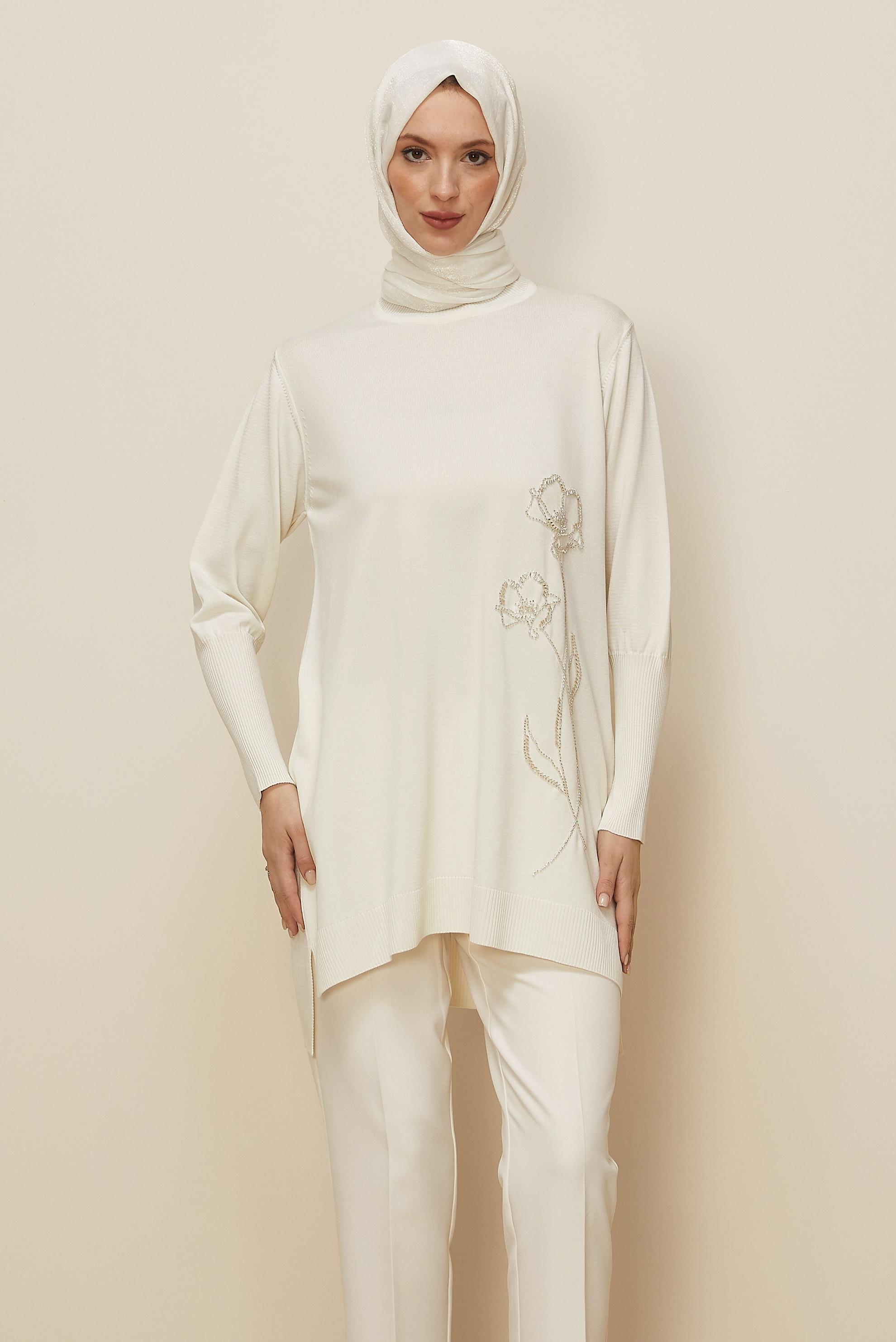 Hijab clothing WHITE BEAD EMBROIDERED KNITWEAR TUNIC 45907