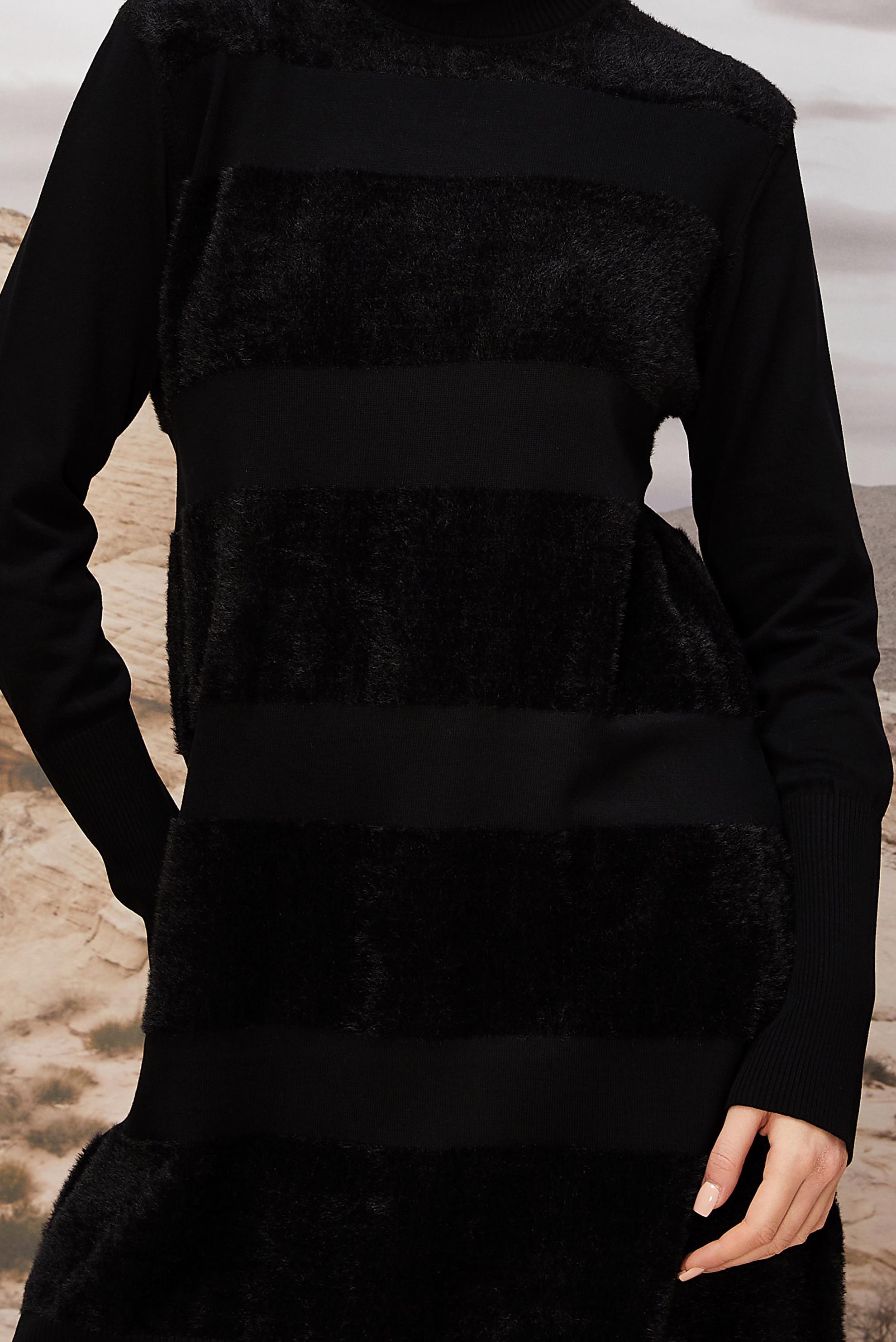 Tesettür giyim SİYAH ÇİZGİLİ TRİKO TUNİK 45930