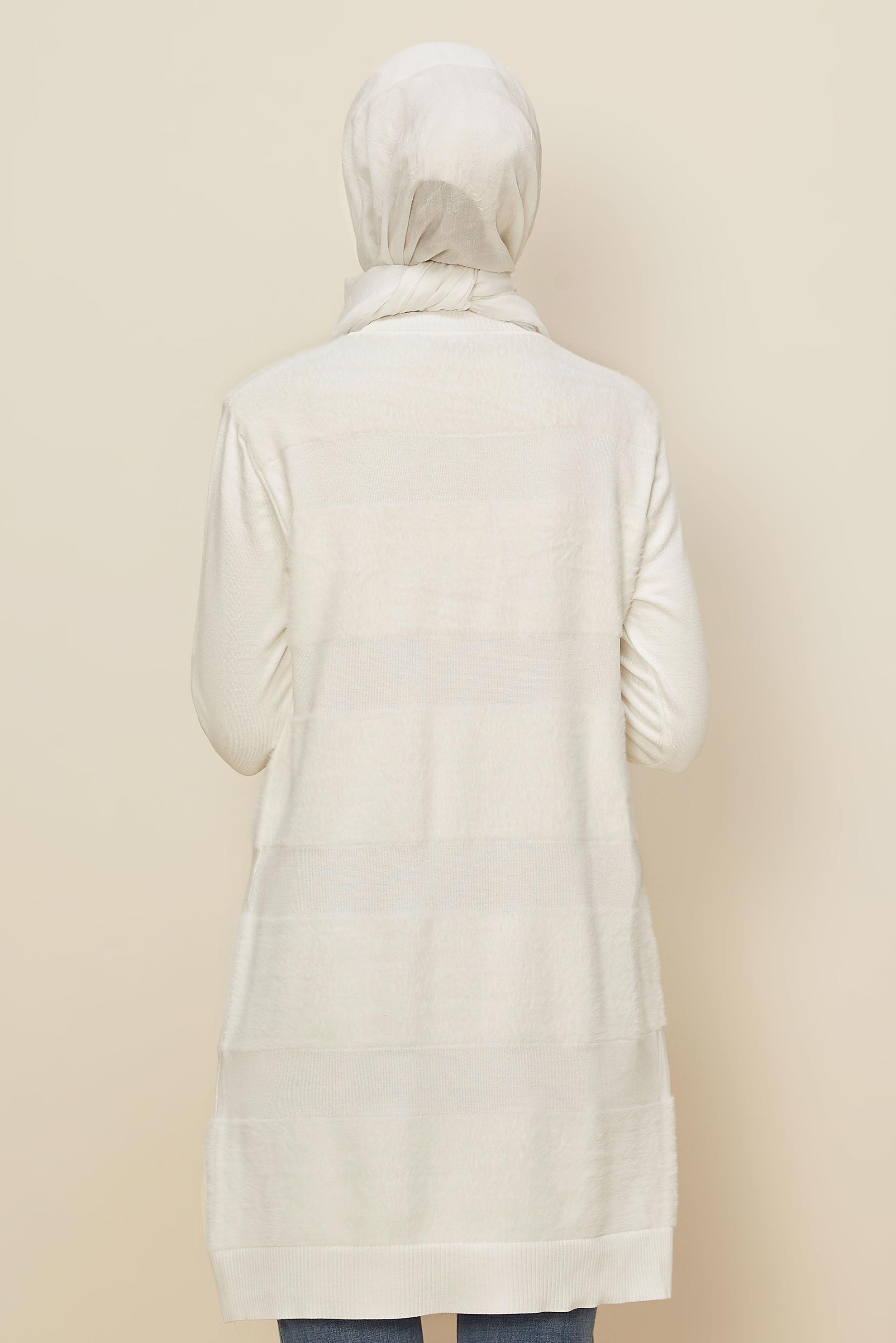 Hijab clothing WHITE 45930 TRİKO TUNİK 38-44