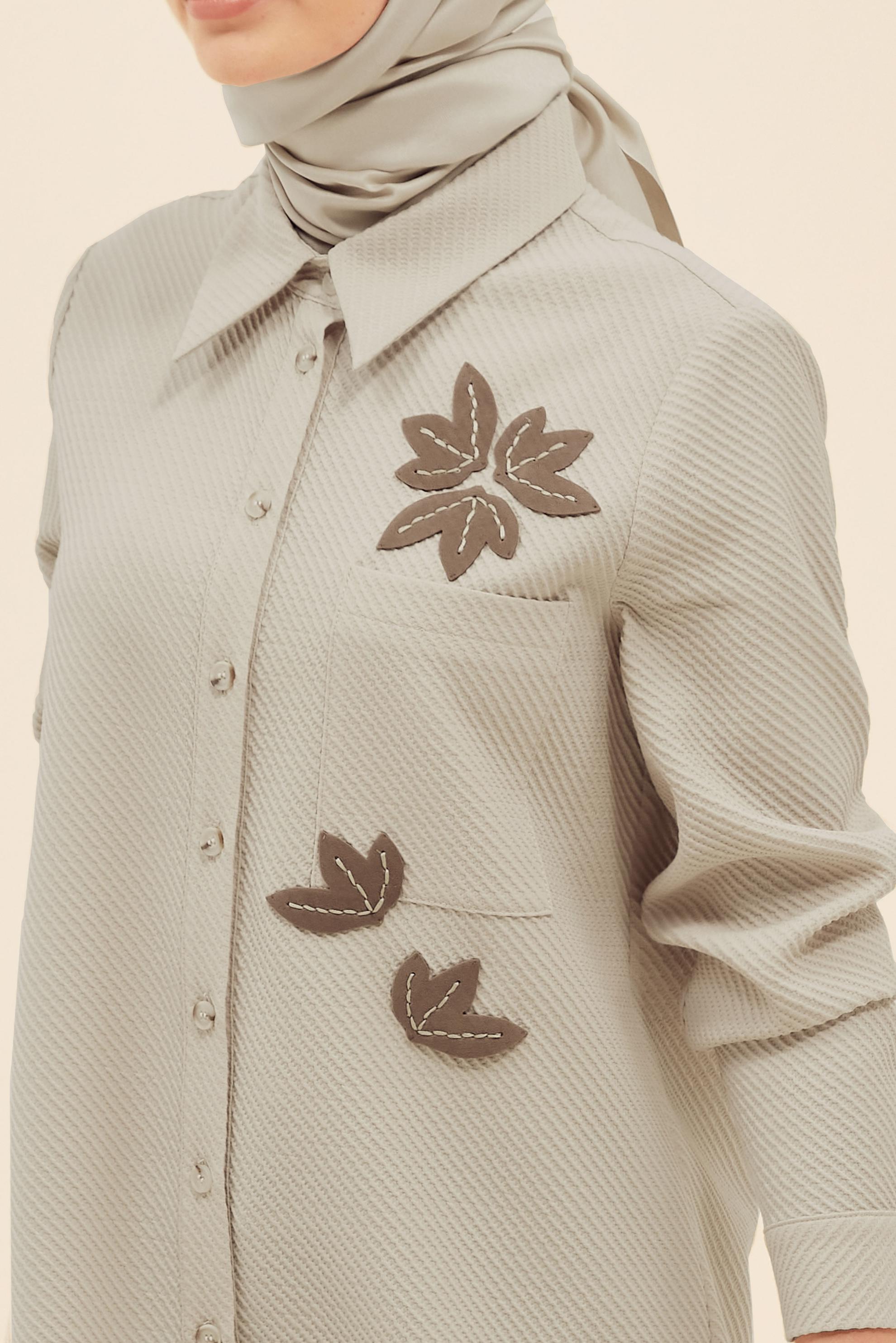 Vêtements hijab BEIGE TUNIQUE COL CHEMISE 45943