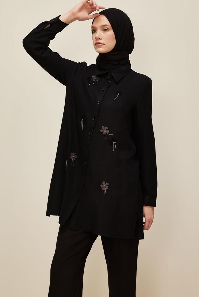 Vêtements hijab NOIR TUNIQUE DÉTAILLÉE DE FLEURS 45945 - ALVİNA