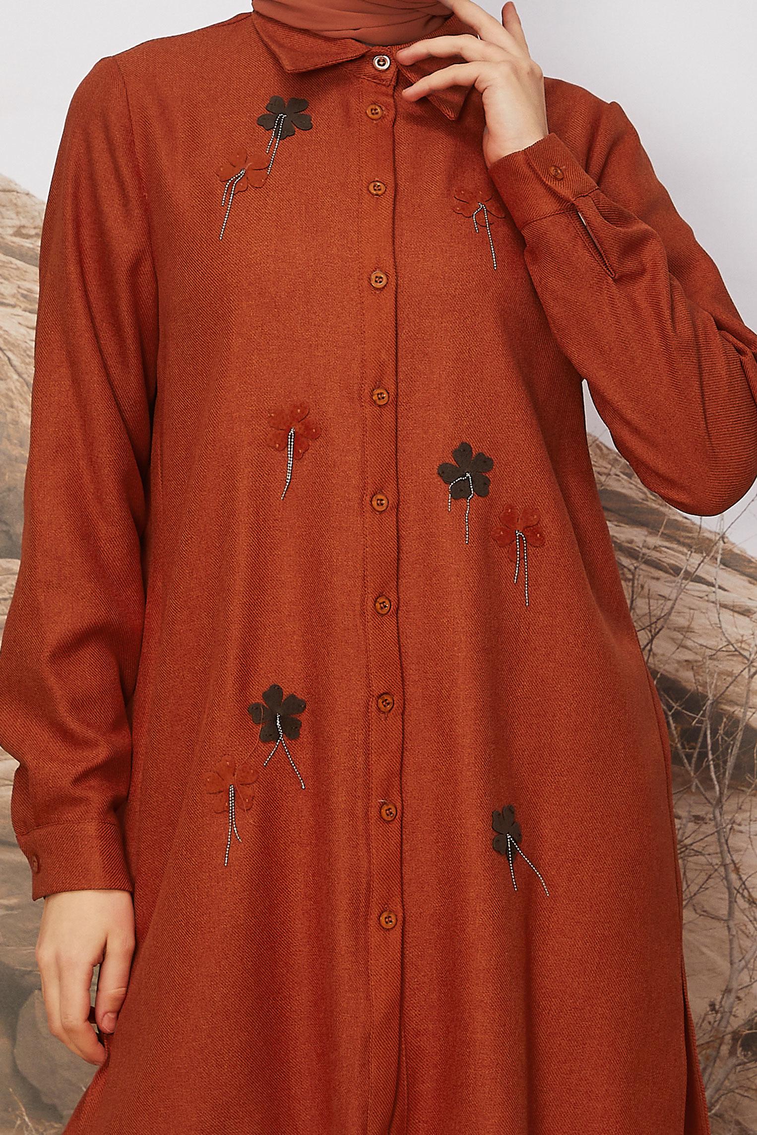 Tesettür giyim TABA ÇİÇEK DETAYLI TUNİK 45945