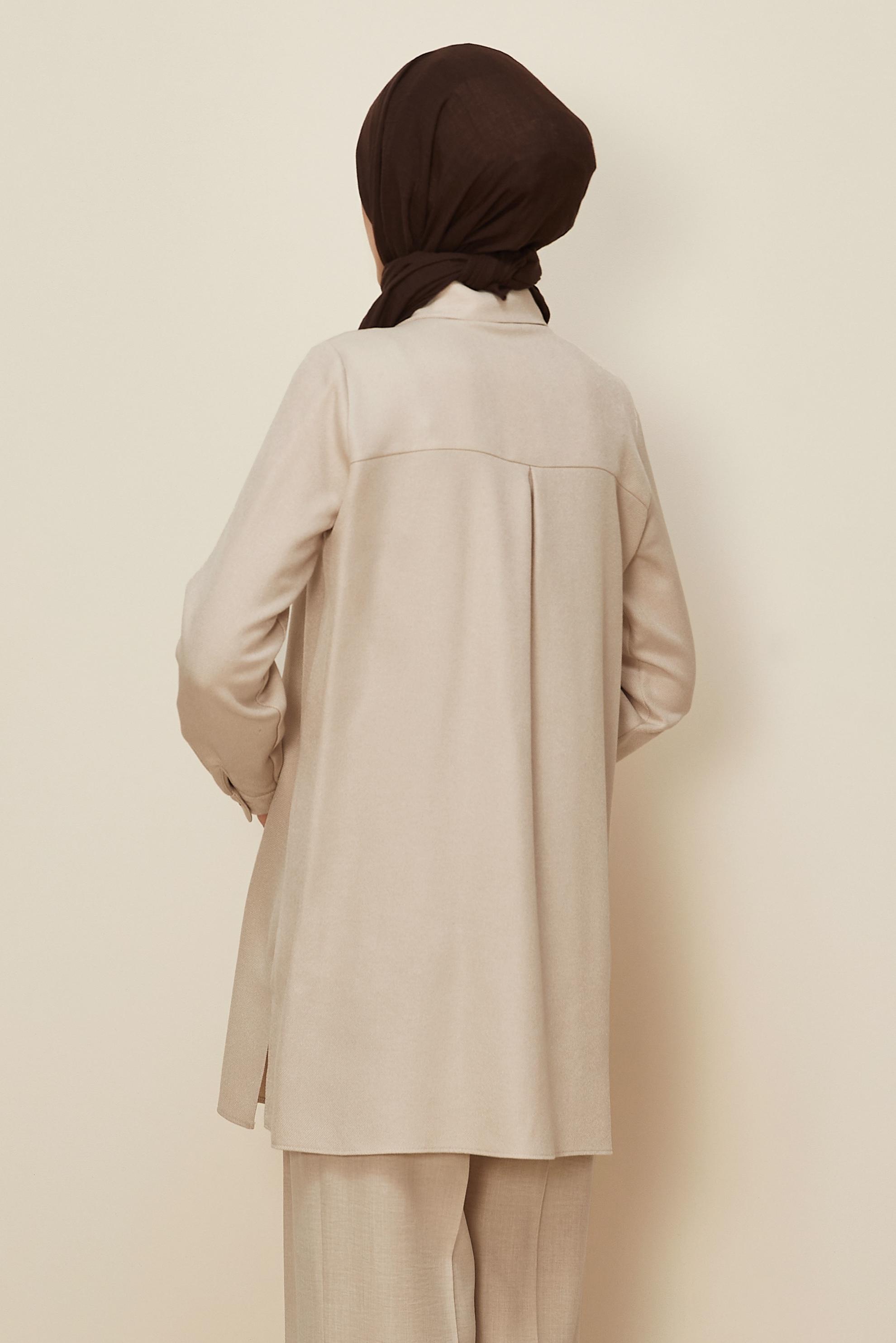 Tesettür giyim EKRU ÇİÇEK DETAYLI TUNİK 45945