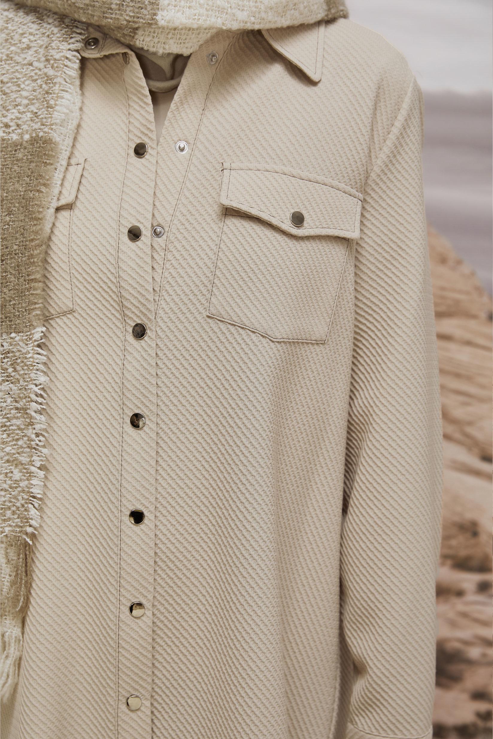 Vêtements hijab BEIGE TUNIQUE AVEC COL CHEMISE 45987