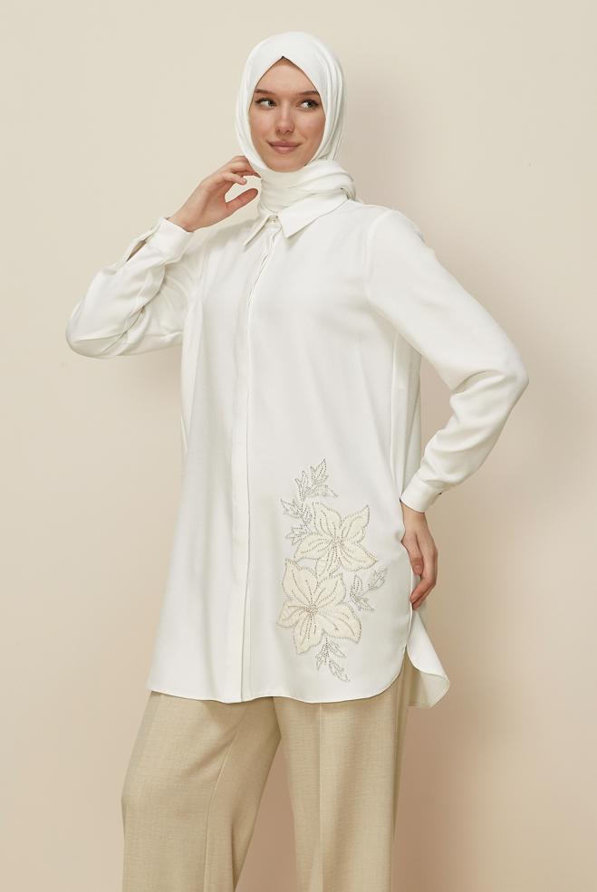 Tesettür giyim BEYAZ BONCUK DETAYLI TUNİK 46022 - ALVİNA