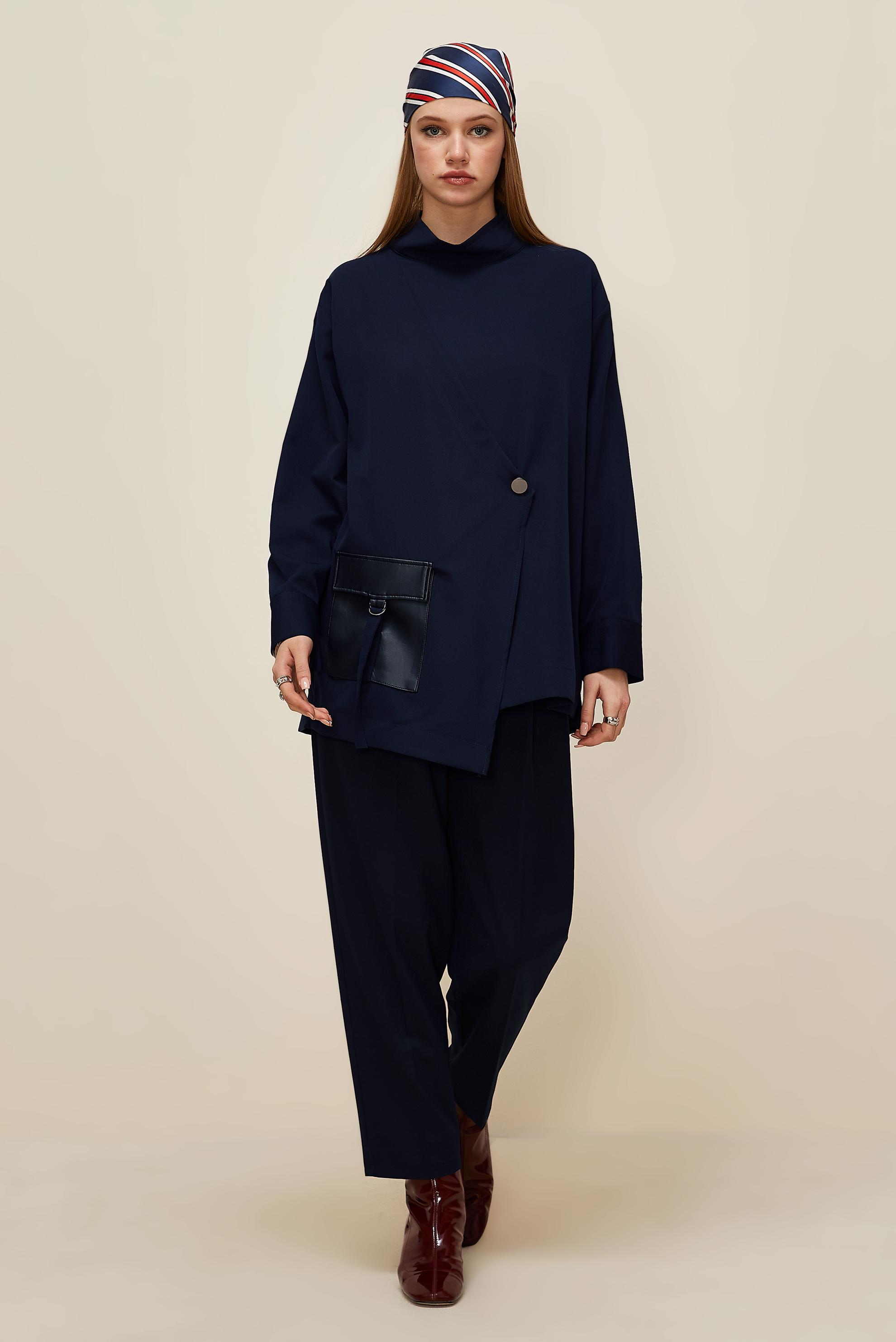 Tesettür giyim LACİVERT SUNİ DERİ CEP DETAYLI TUNİK 46043