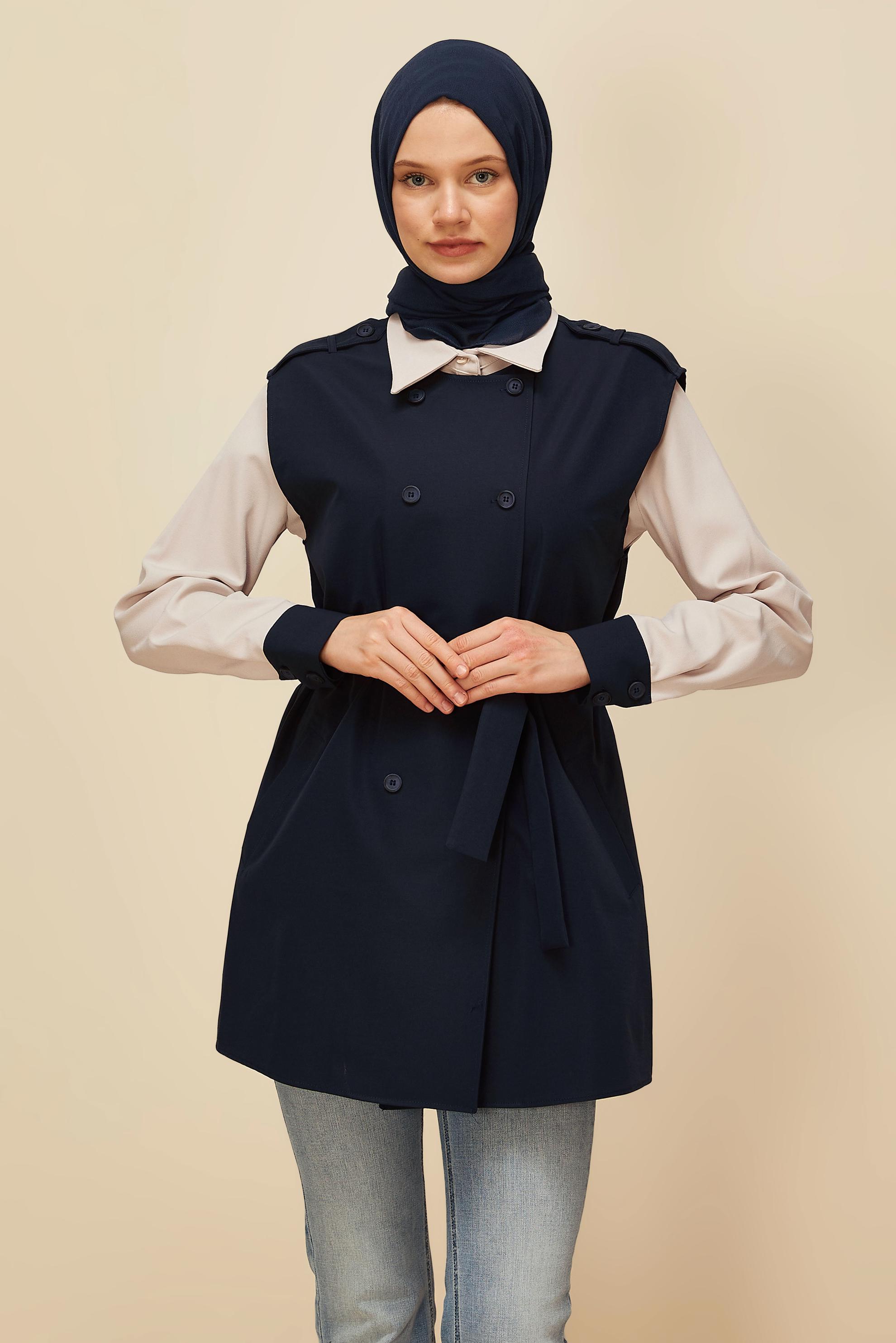 Tesettür giyim LACİVERT KUŞAKLI YELEKLİ TUNİK 46065