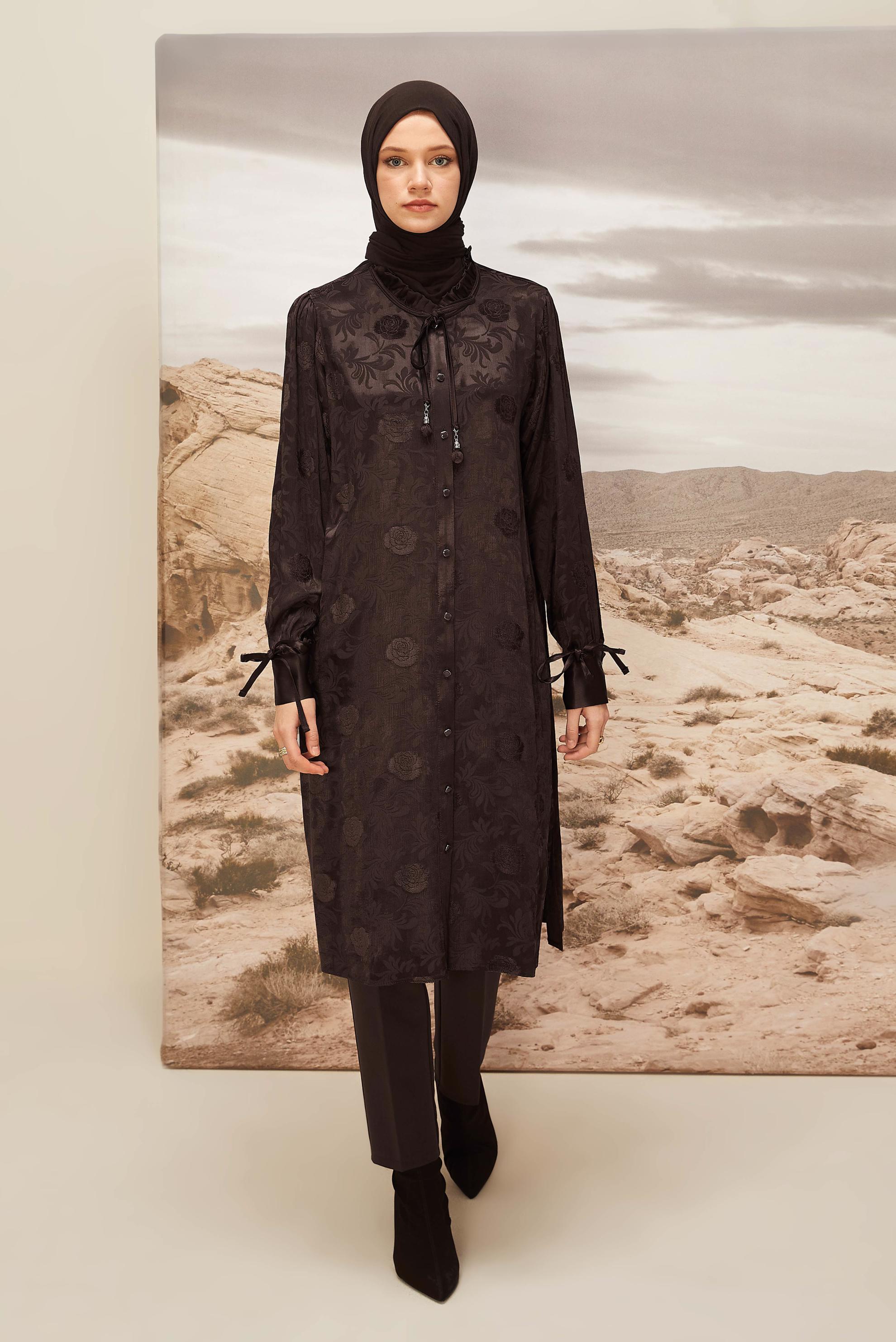 Tesettür giyim KAHVE SATEN TUNİK 46076