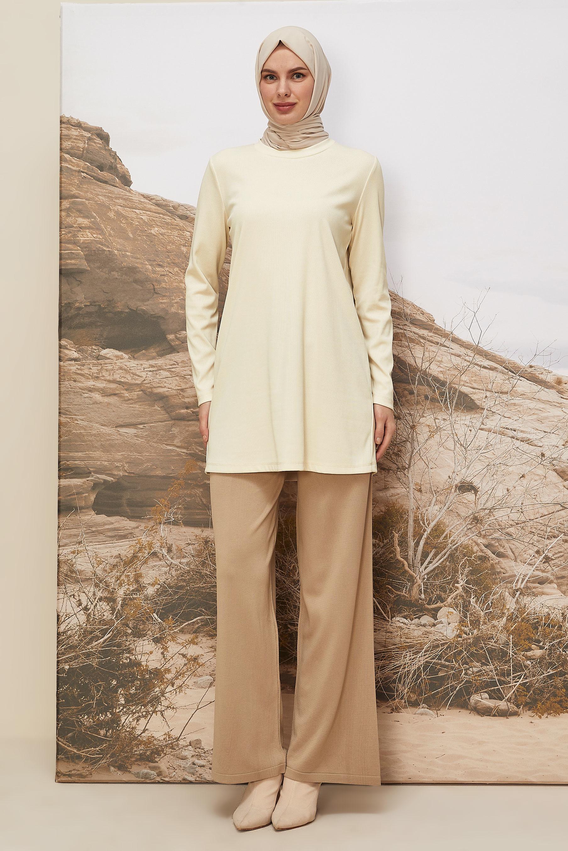 Tesettür giyim BEYAZ DİK YAKA TUNİK 46147