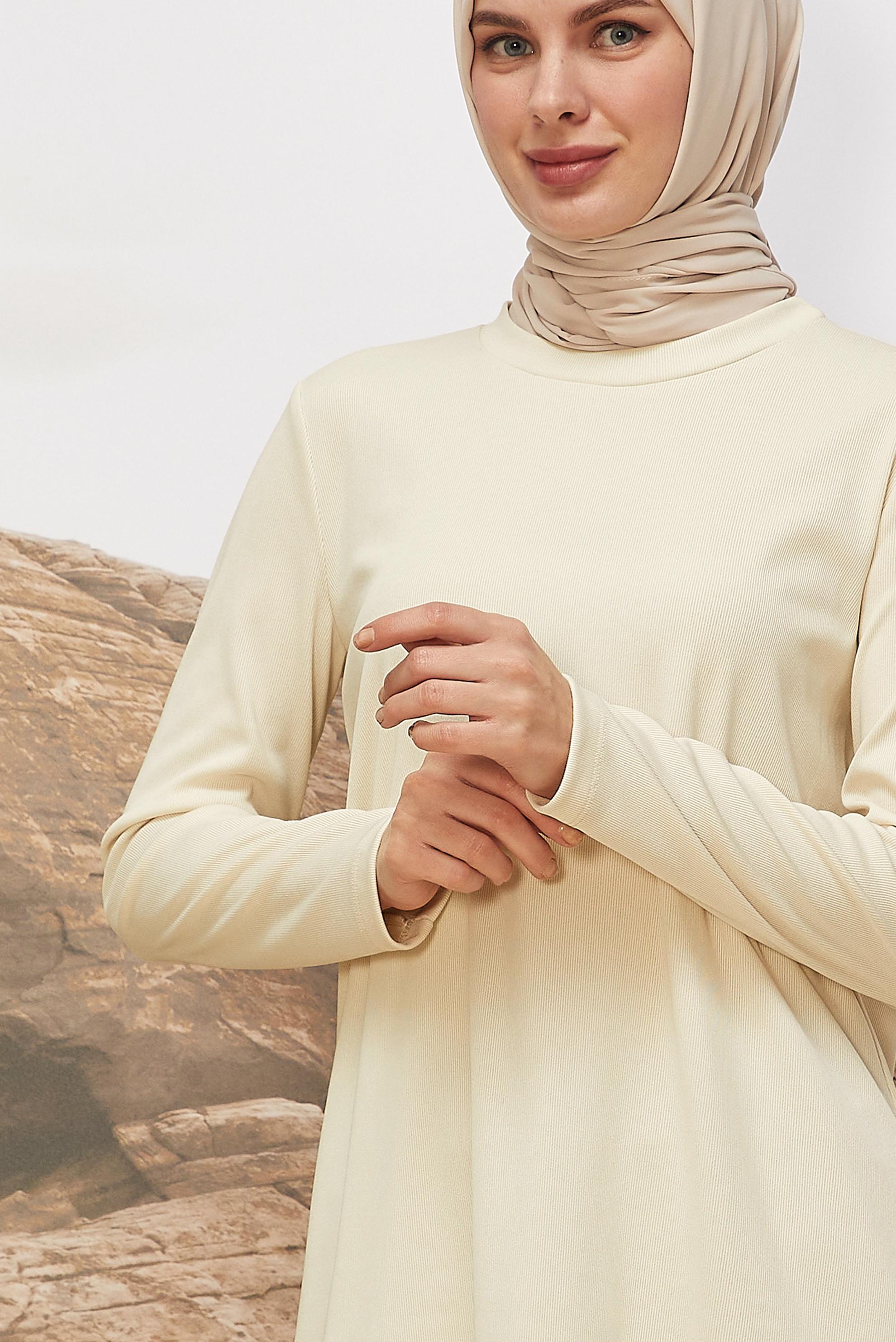 Tesettür giyim BEYAZ DİK YAKA TUNİK 46147