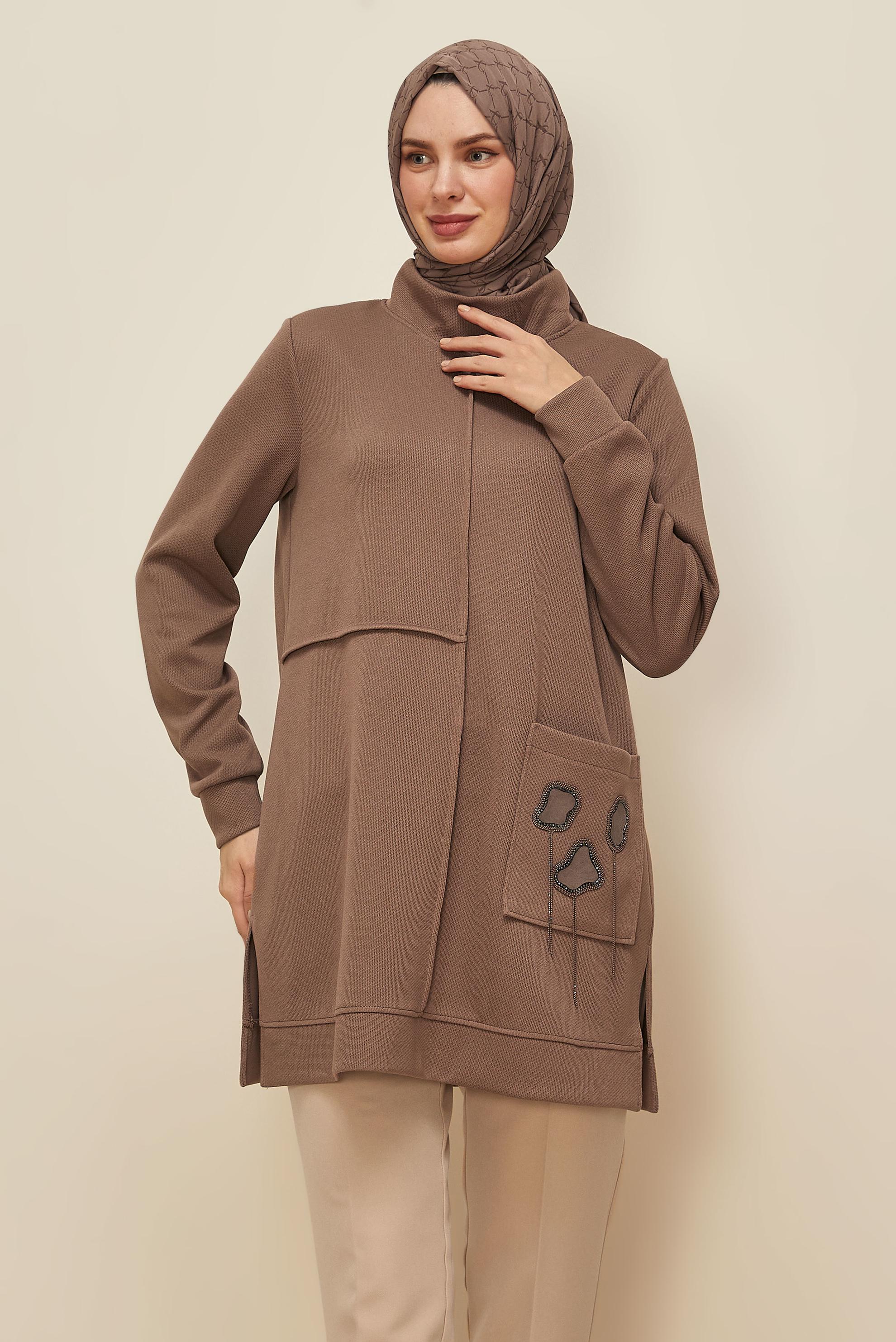 Tesettür giyim KAHVE BONCUK İŞLEMELİ EŞOFMAN TUNİK 46155