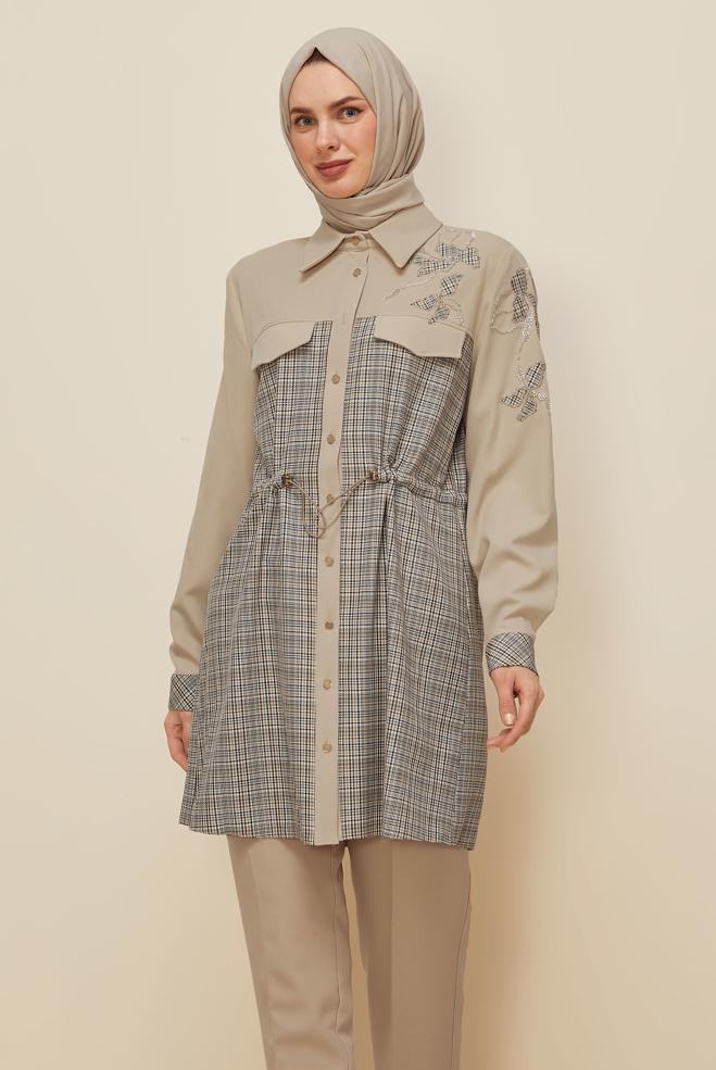 Tesettür giyim BEJ BELİ BÜZGÜLÜ EKOSE TUNİK 46176 - ALVİNA