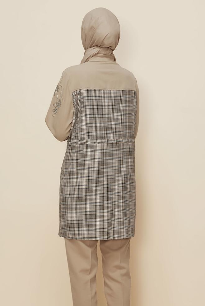 Tesettür giyim BEJ BELİ BÜZGÜLÜ EKOSE TUNİK 46176 - ALVİNA