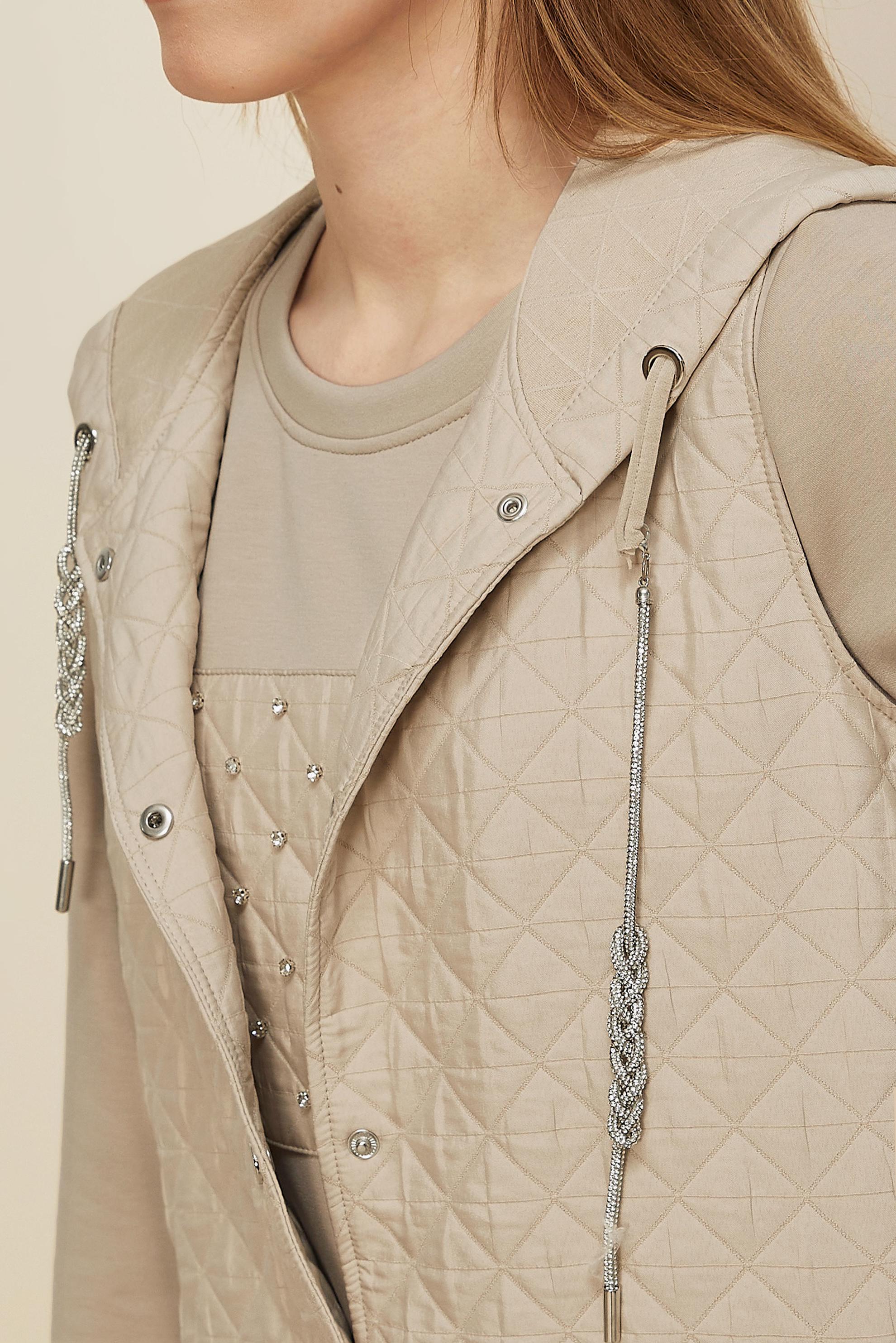 Tesettür giyim BEJ KAPİTONE YELEKLİ TUNİK 46197