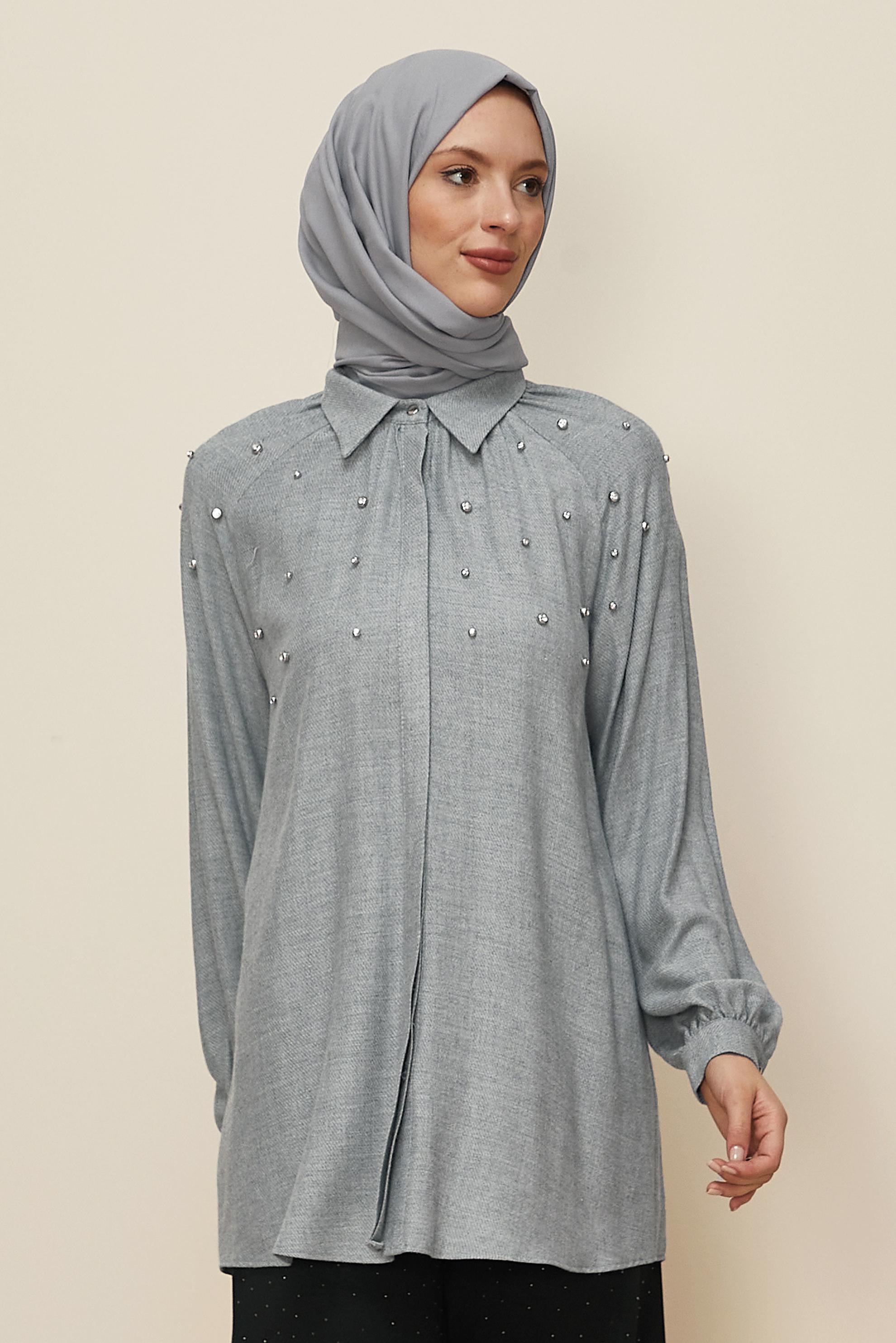 Tesettür giyim GRİ TAŞ İŞLEME DETAYLI TUNİK 46228