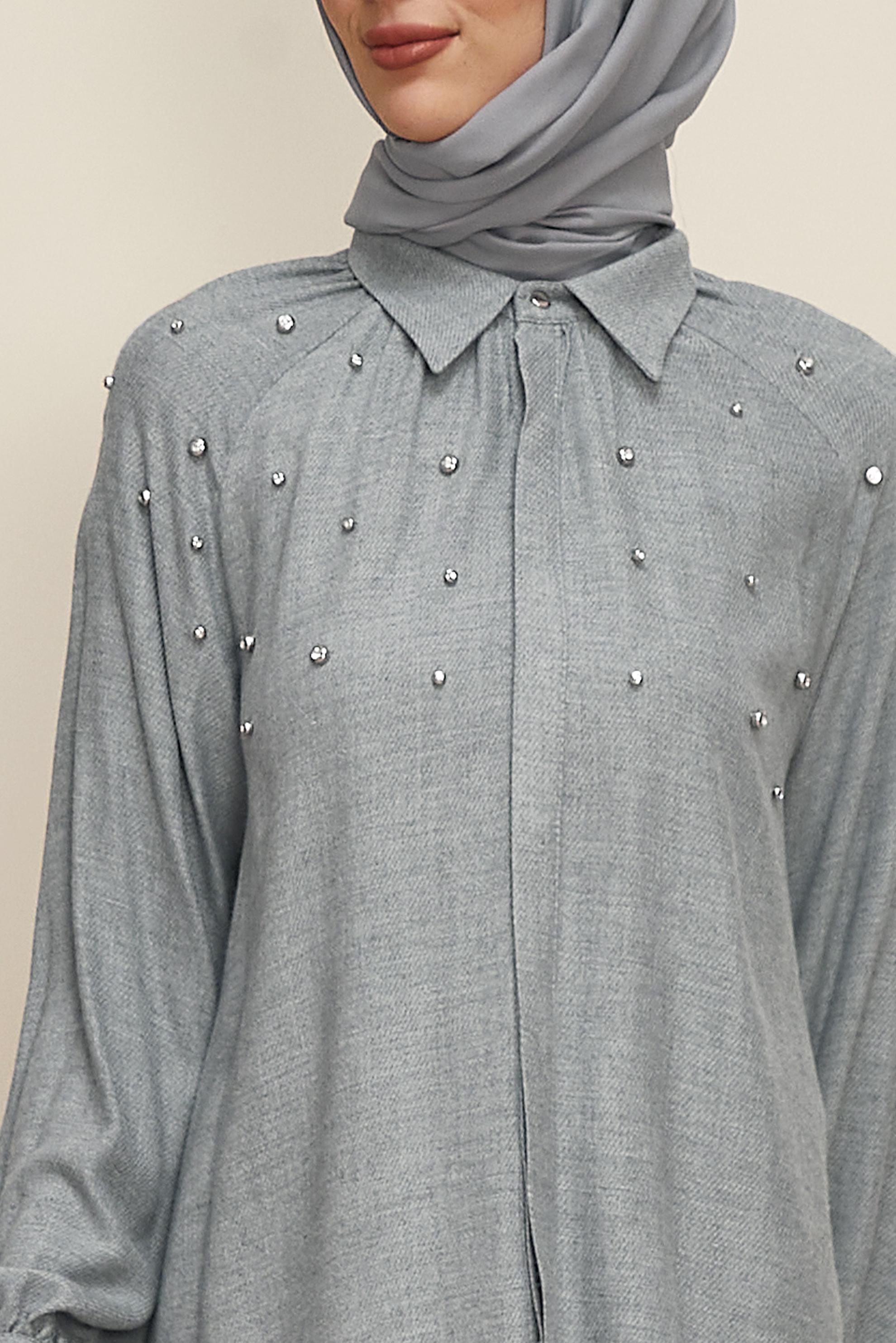Tesettür giyim GRİ TAŞ İŞLEME DETAYLI TUNİK 46228