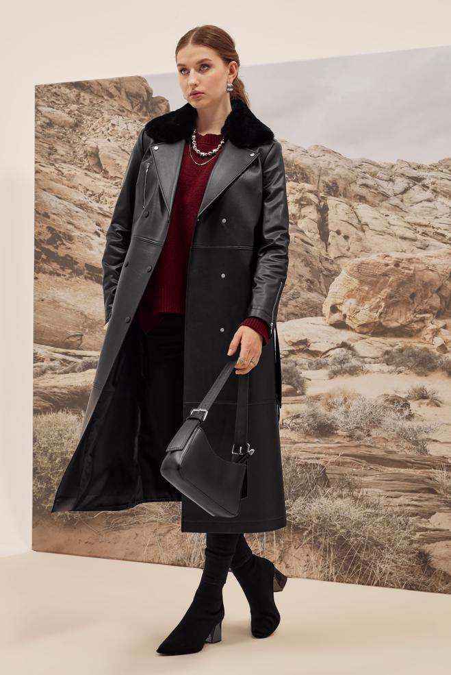 Vêtements hijab NOIR TRENCH-COAT AVEC COL EN FOURRURE 10978 - ALVİNA