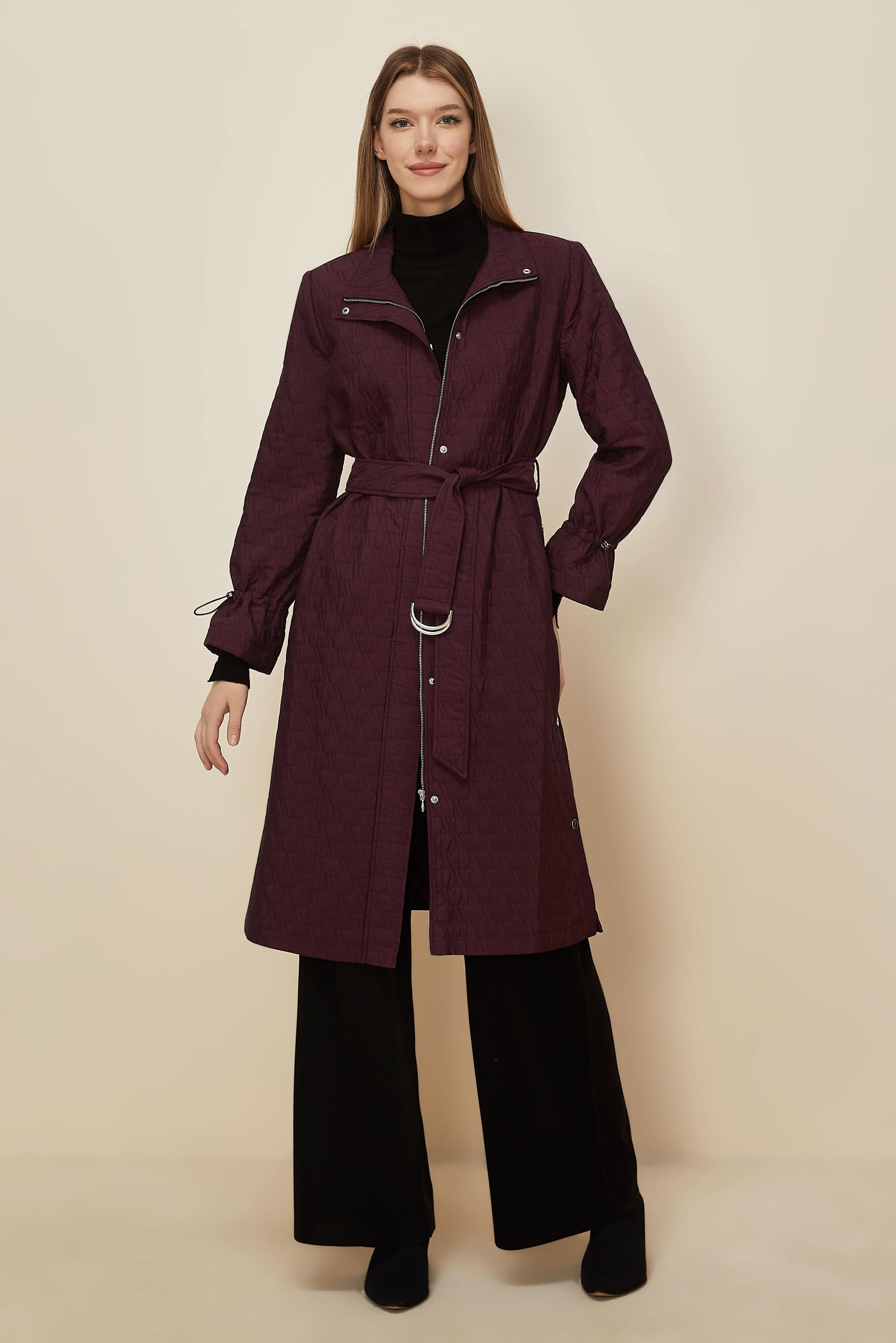 Tesettür giyim BORDO KEMERLİ KAPİTONE TRENÇKOT 10993