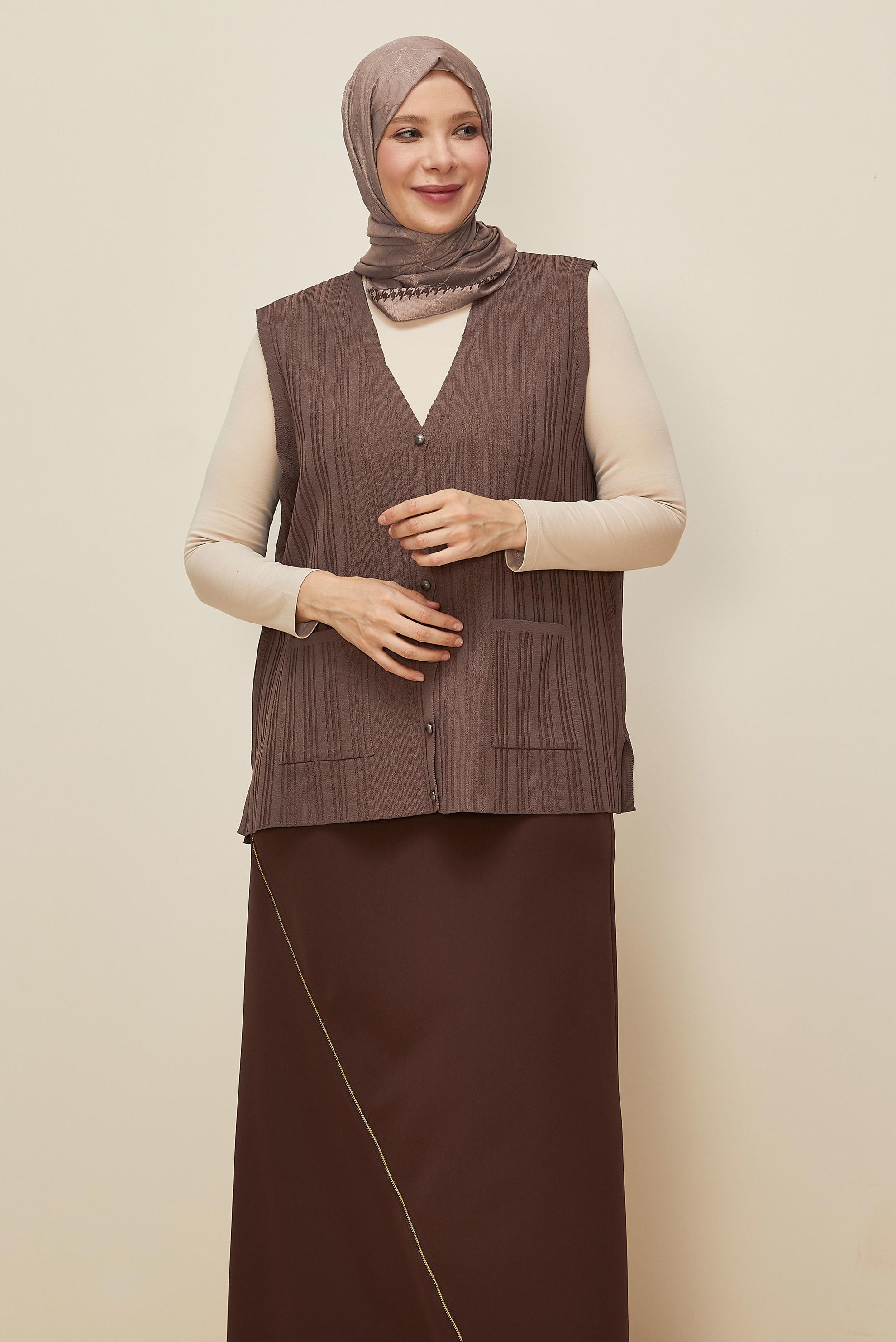 Vêtements hijab BRUN GILET EN MAILLE 20857