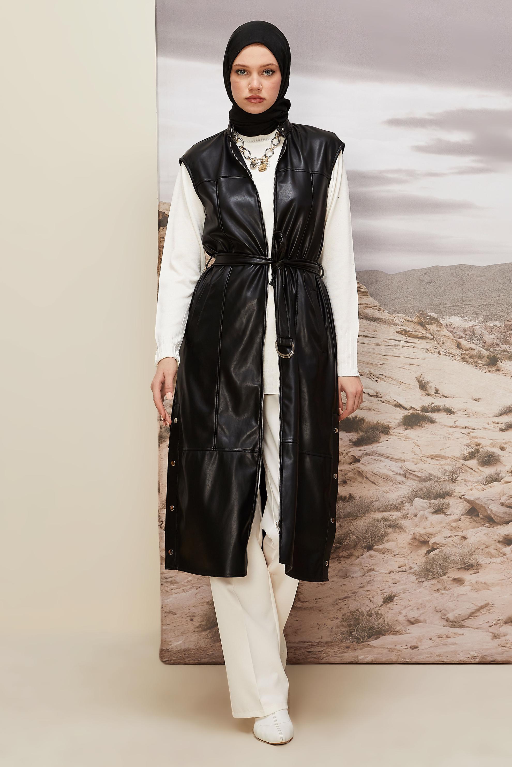 Tesettür giyim SİYAH KEMERLİ SUNİ DERİ YELEK 45249