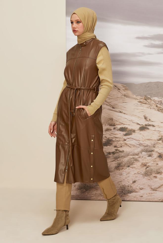 Vêtements hijab TABA GILET CEINTURÉ EN SIMILICUIR 45249 - ALVİNA