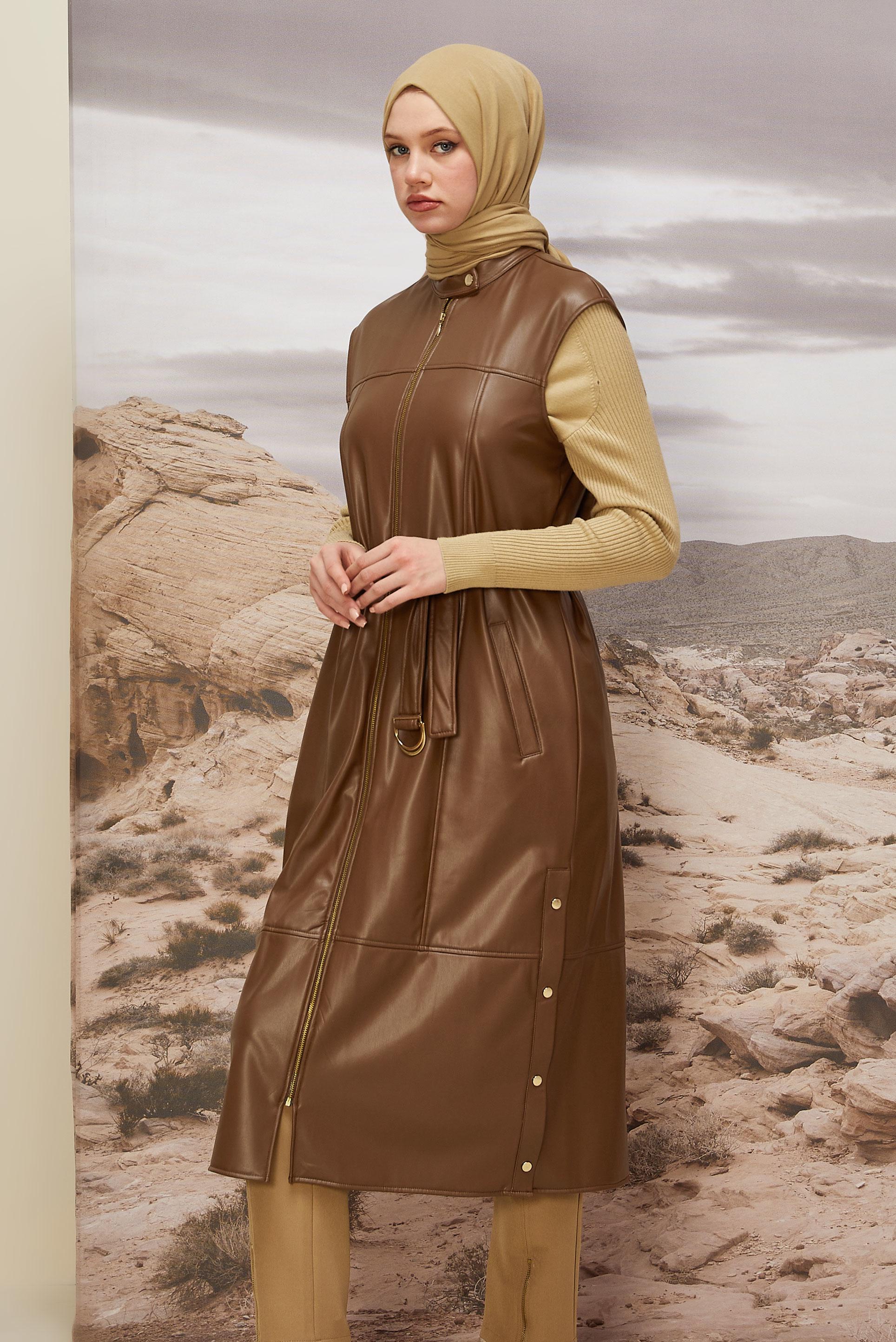 Tesettür giyim TABA KEMERLİ SUNİ DERİ YELEK 45249