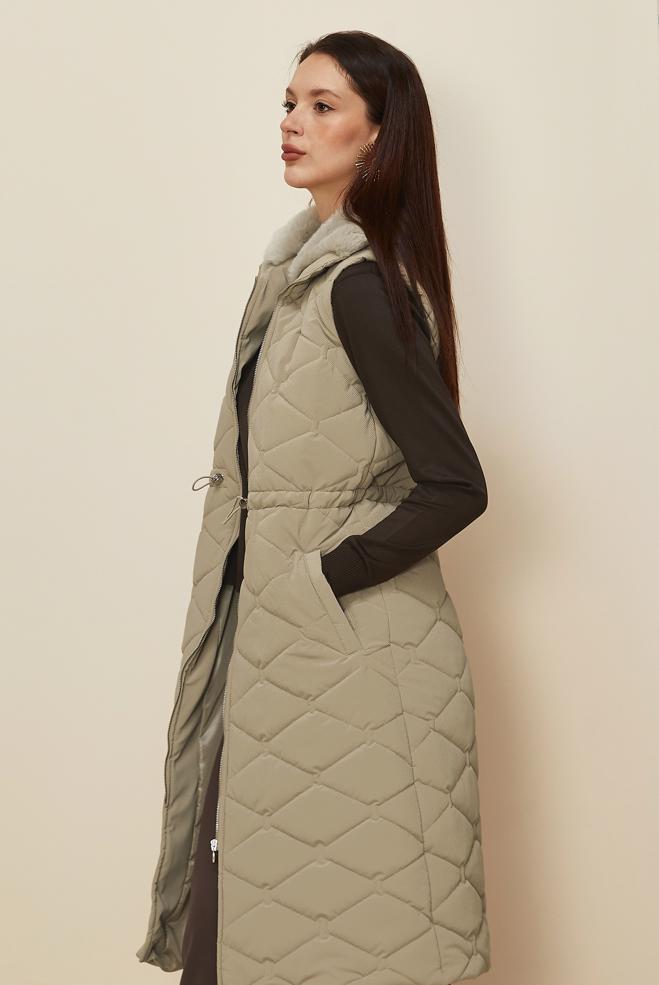 Tesettür giyim TABA BELİ BÜZGÜLÜ KAPİTONE YELEK 45273 - ALVİNA