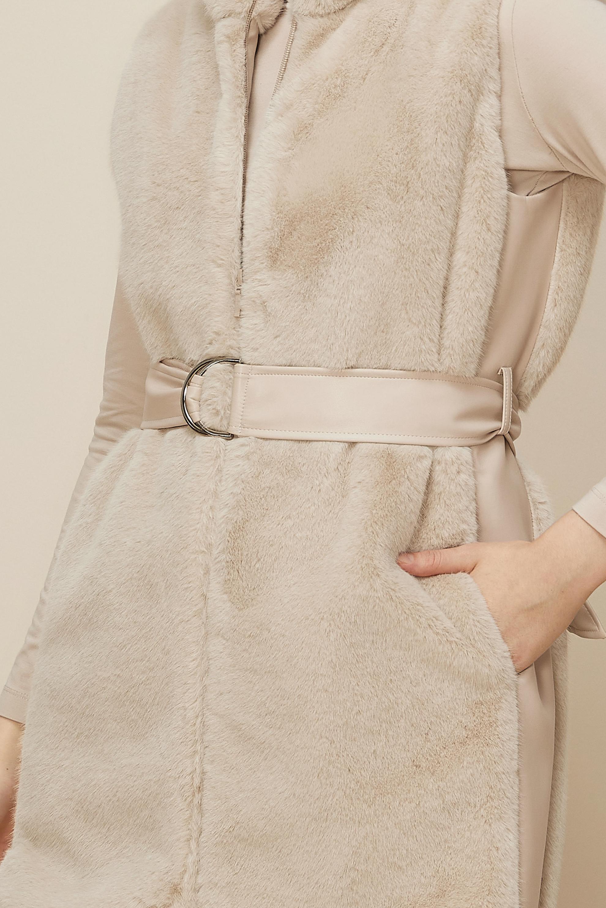 Hijab clothing BEIGE BELTED FAUX-FUR VEST 45300