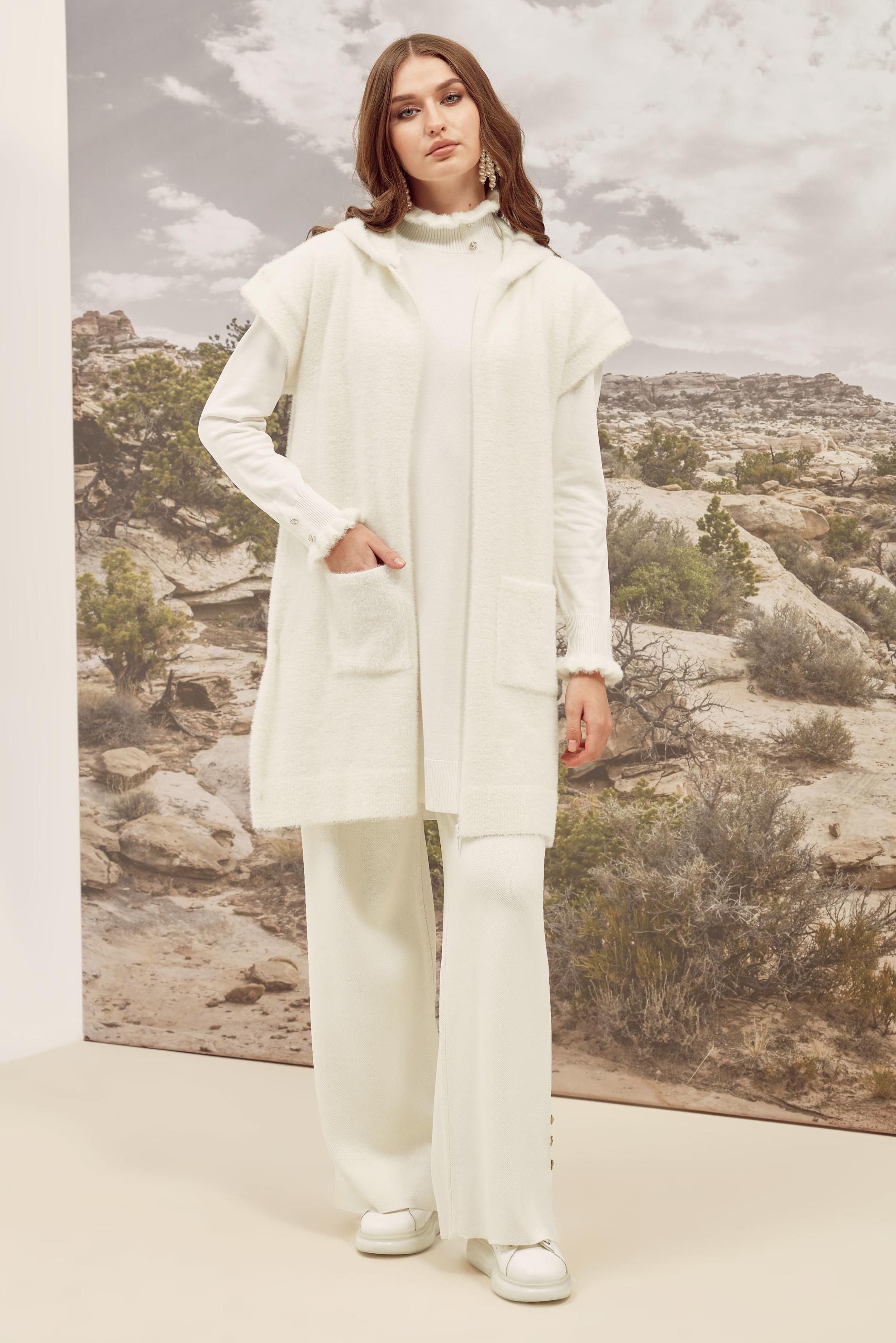 Tesettür giyim BEYAZ 45933 45933 TRİKO YELEK 38-44