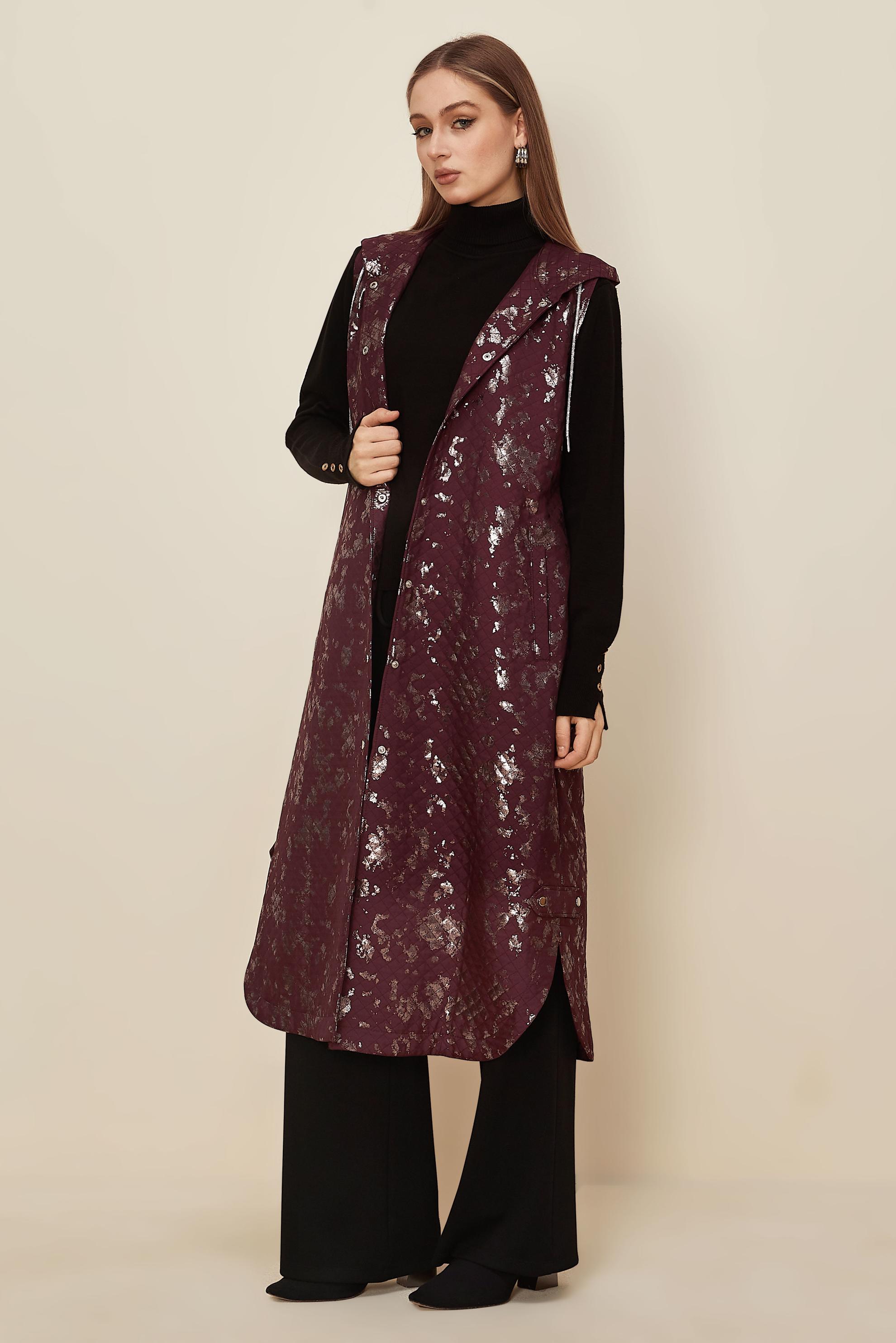 Tesettür giyim BORDO VARAK BASKILI KAPİTONE YELEK 46109