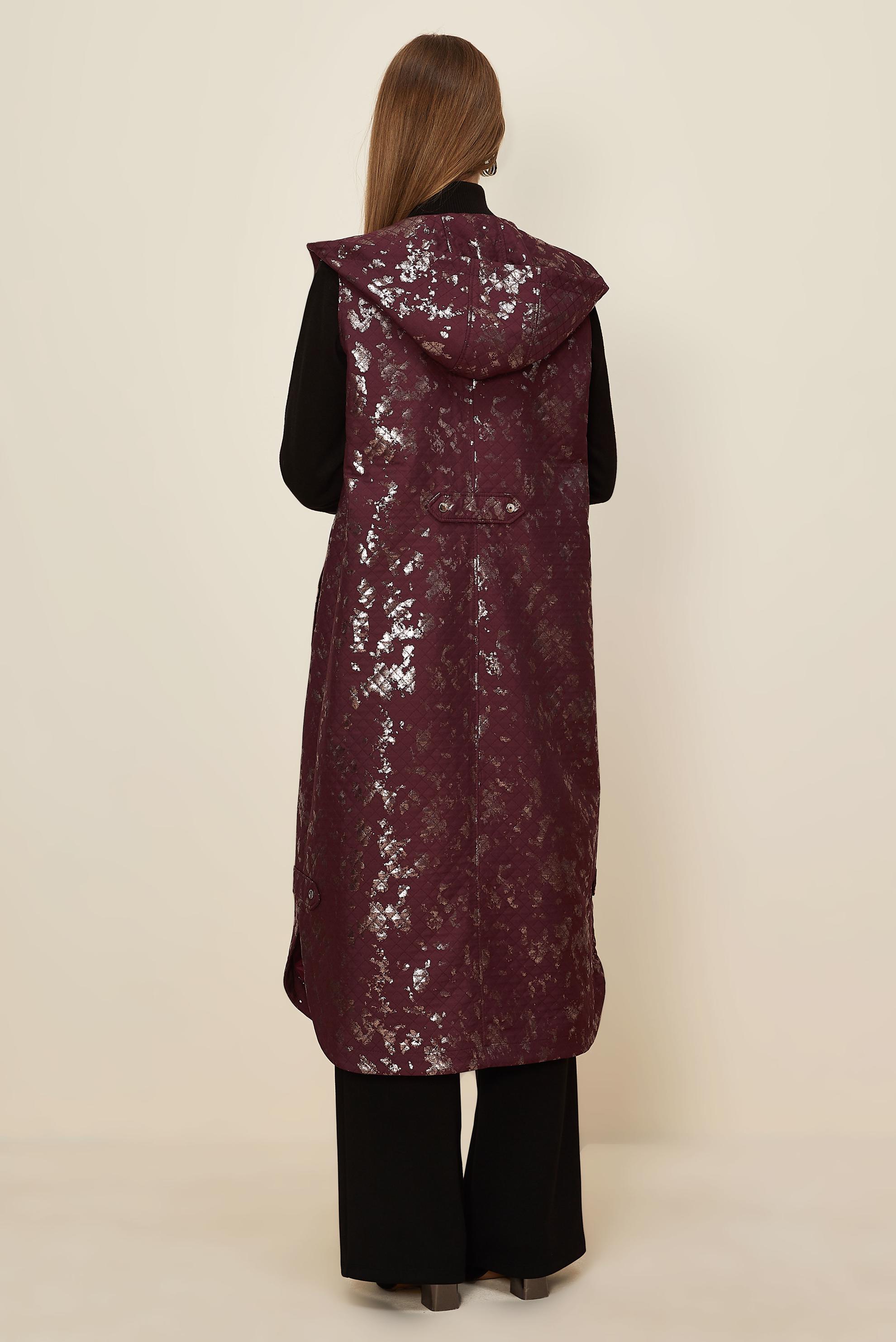 Tesettür giyim BORDO VARAK BASKILI KAPİTONE YELEK 46109