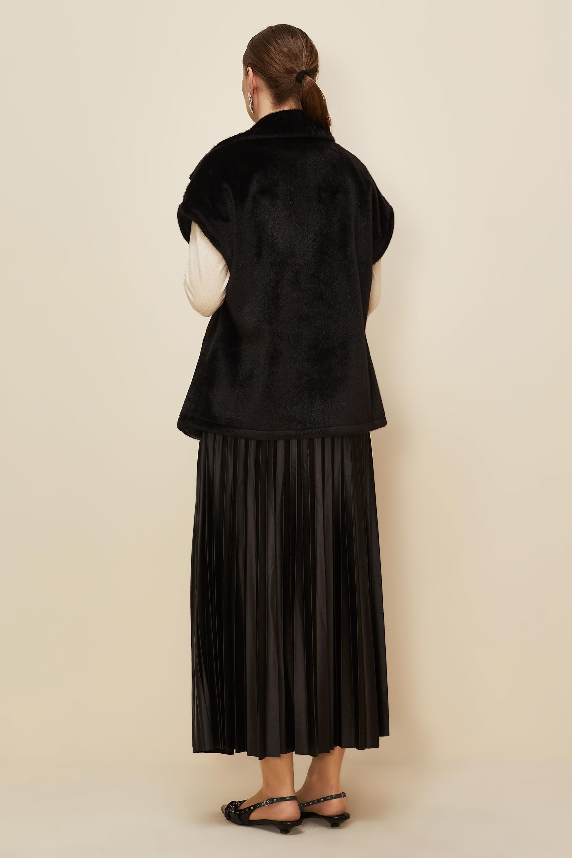 Tesettür giyim SİYAH KEMERLİ KÜRK YELEK 46111