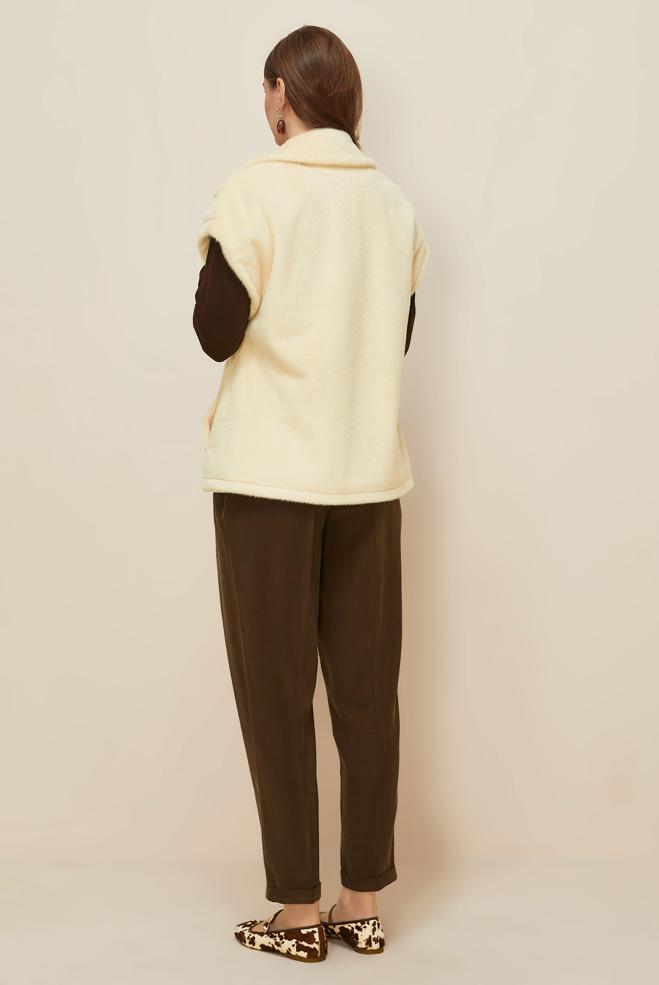 Hijab clothing ECRU BELTED FAUX-FUR VEST 46111 - ALVİNA