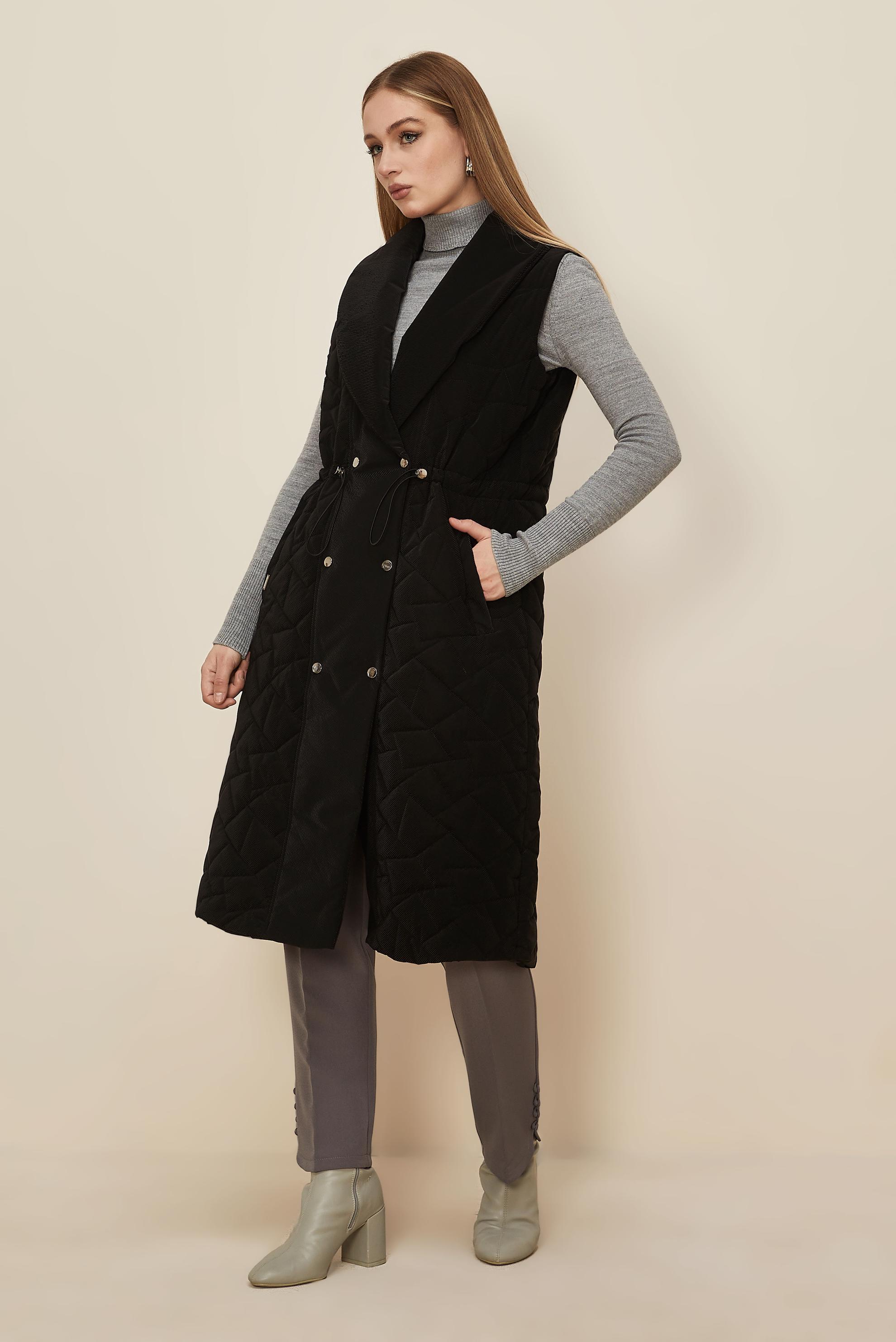 Tesettür giyim SİYAH BÜZGÜ DETAYLI KAPİTONE YELEK 46148