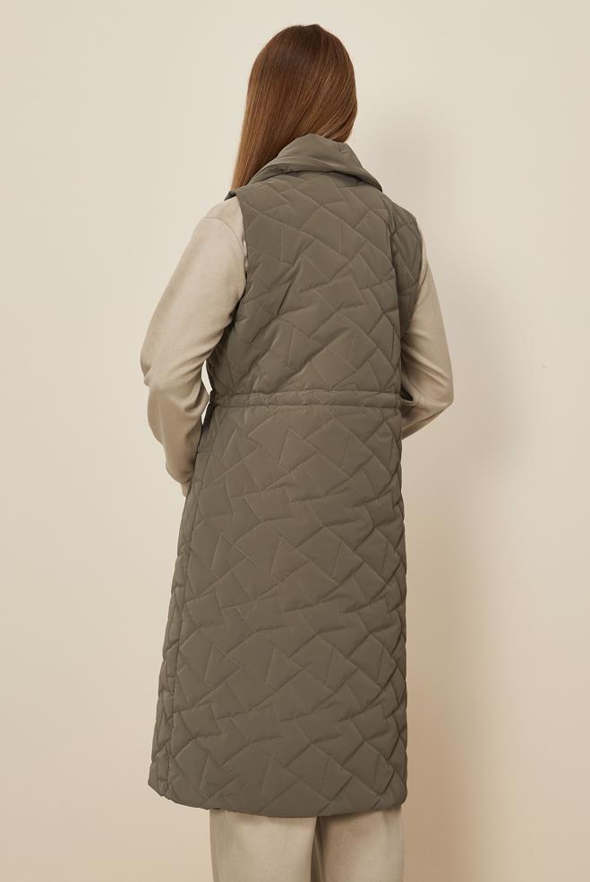 Tesettür giyim KAHVE BÜZGÜ DETAYLI KAPİTONE YELEK 46148 - ALVİNA