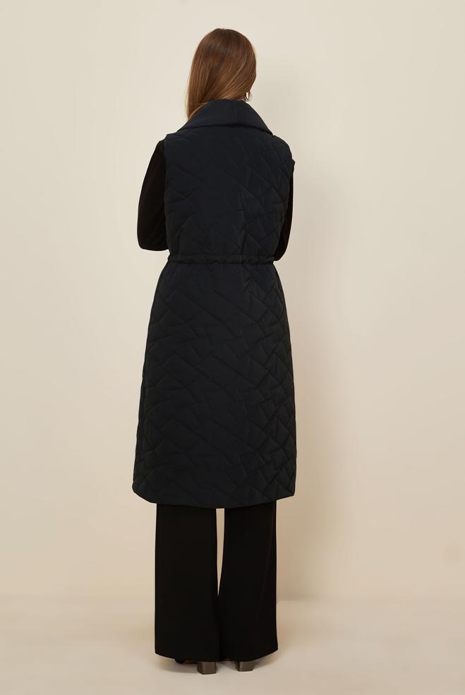 Tesettür giyim LACİVERT BÜZGÜ DETAYLI KAPİTONE YELEK 46148 - ALVİNA