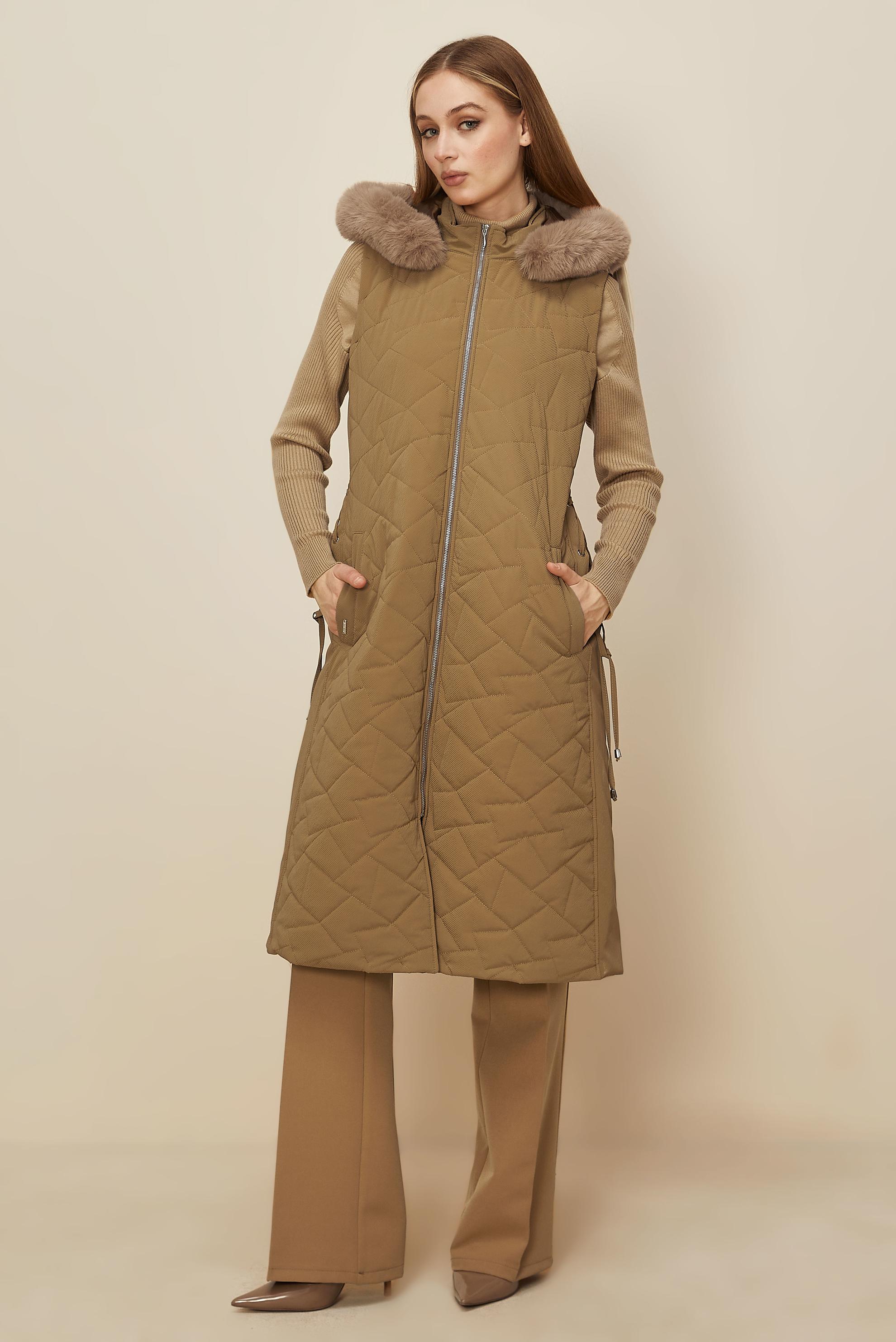 Hijab clothing TABA HOODED QUILTED VEST 46149