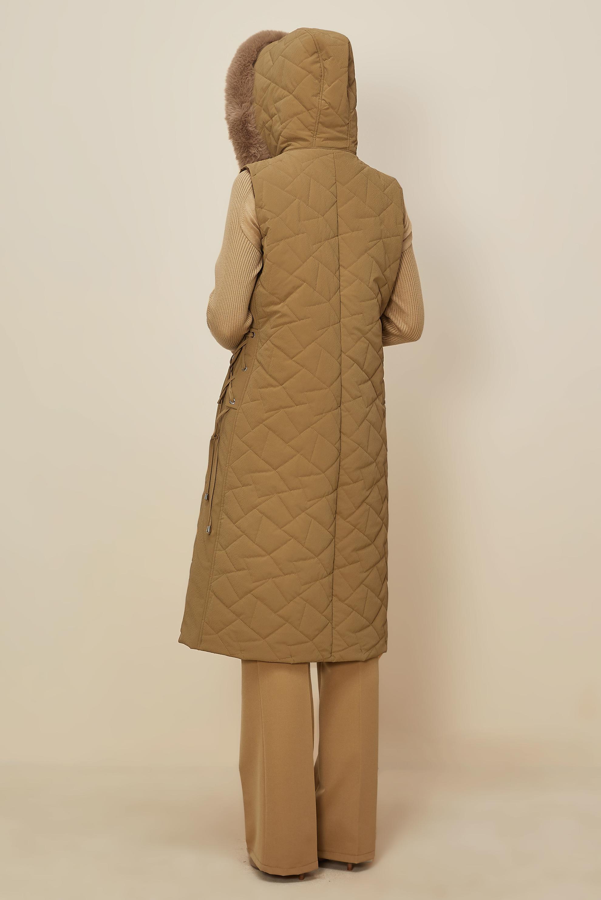 Hijab clothing TABA HOODED QUILTED VEST 46149